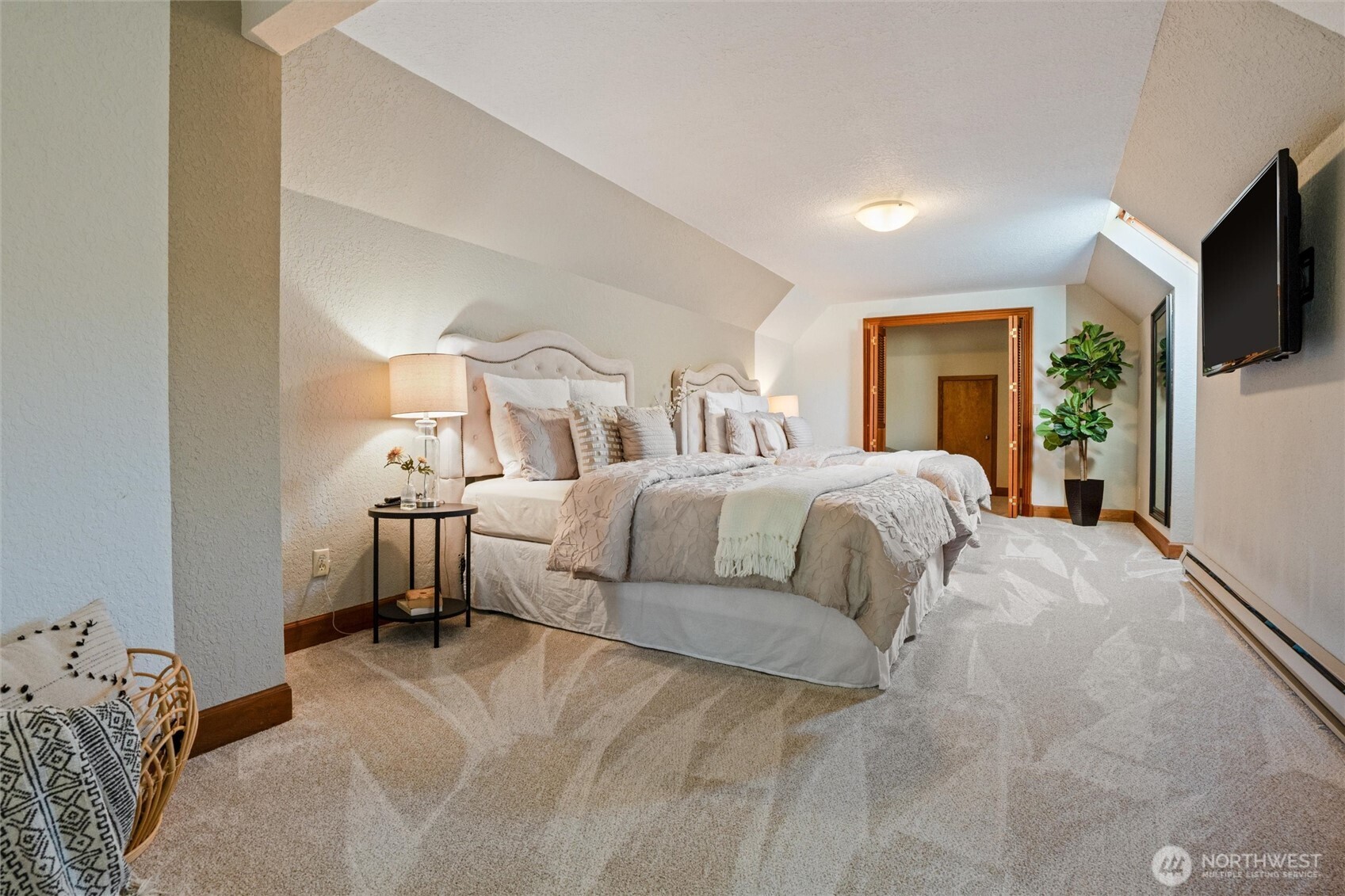 1381 Alaska Avenue SE