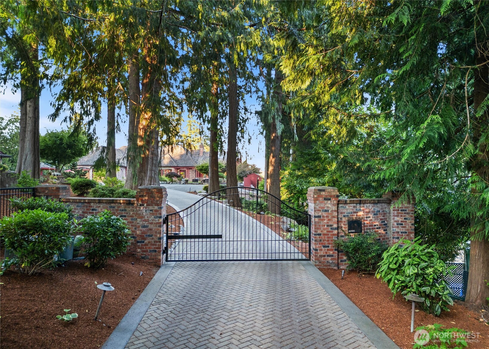 1381 Alaska Avenue SE