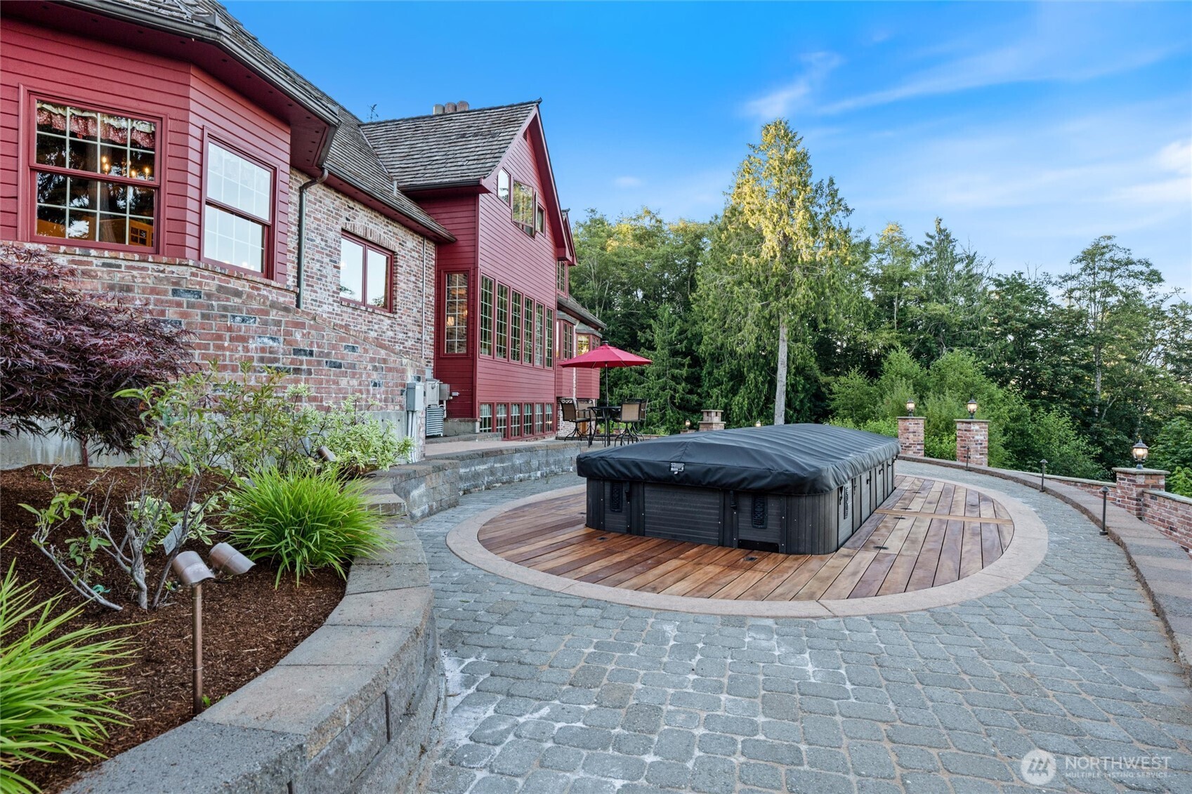 1381 Alaska Avenue SE