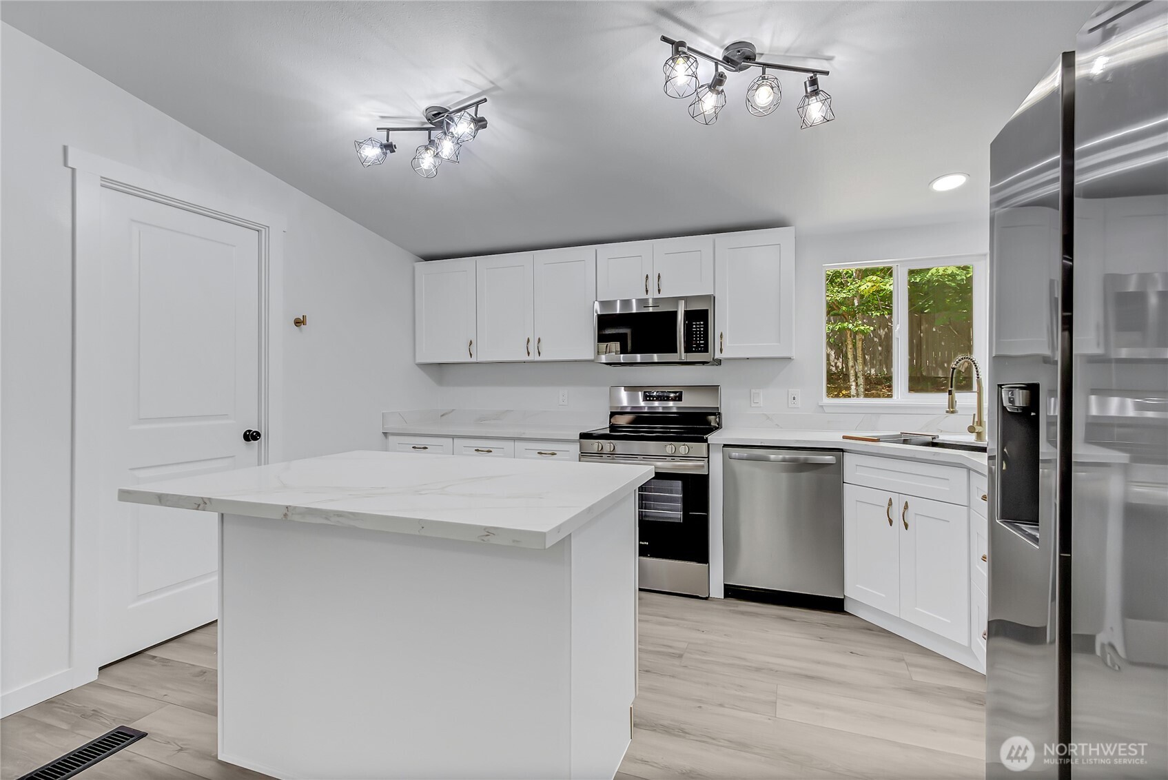 21707 187th Street E