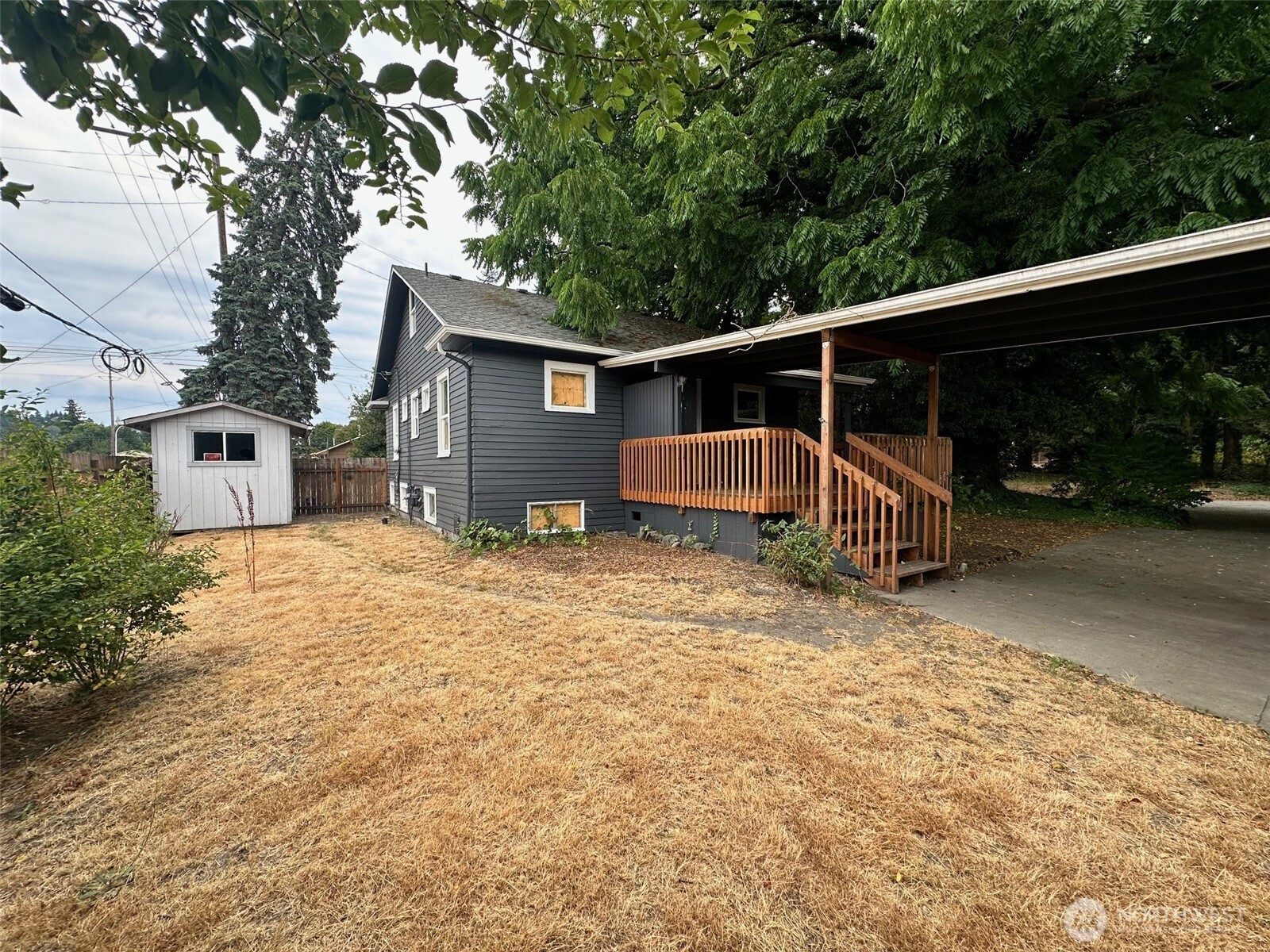 403 L Street SE Unit: A&B