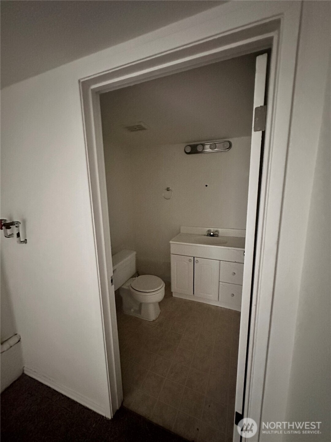 403 L Street SE Unit: A&B