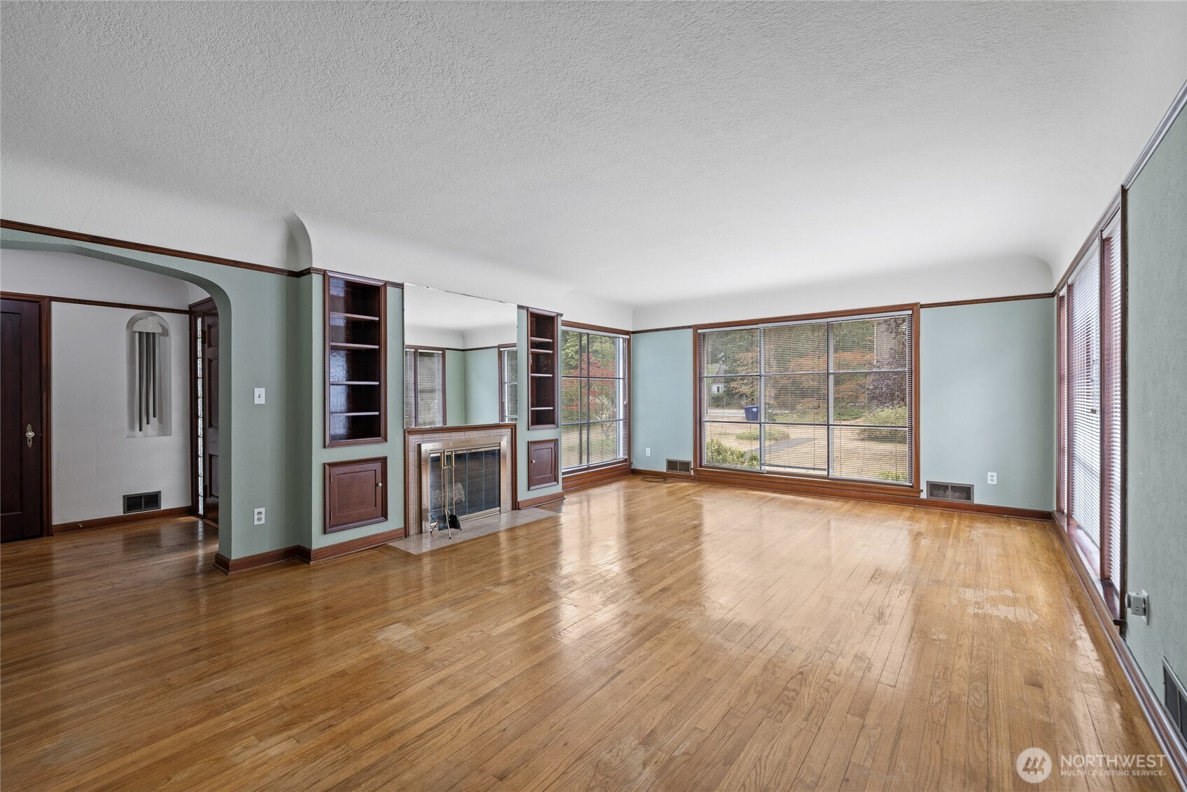8131 Veterans Drive SW