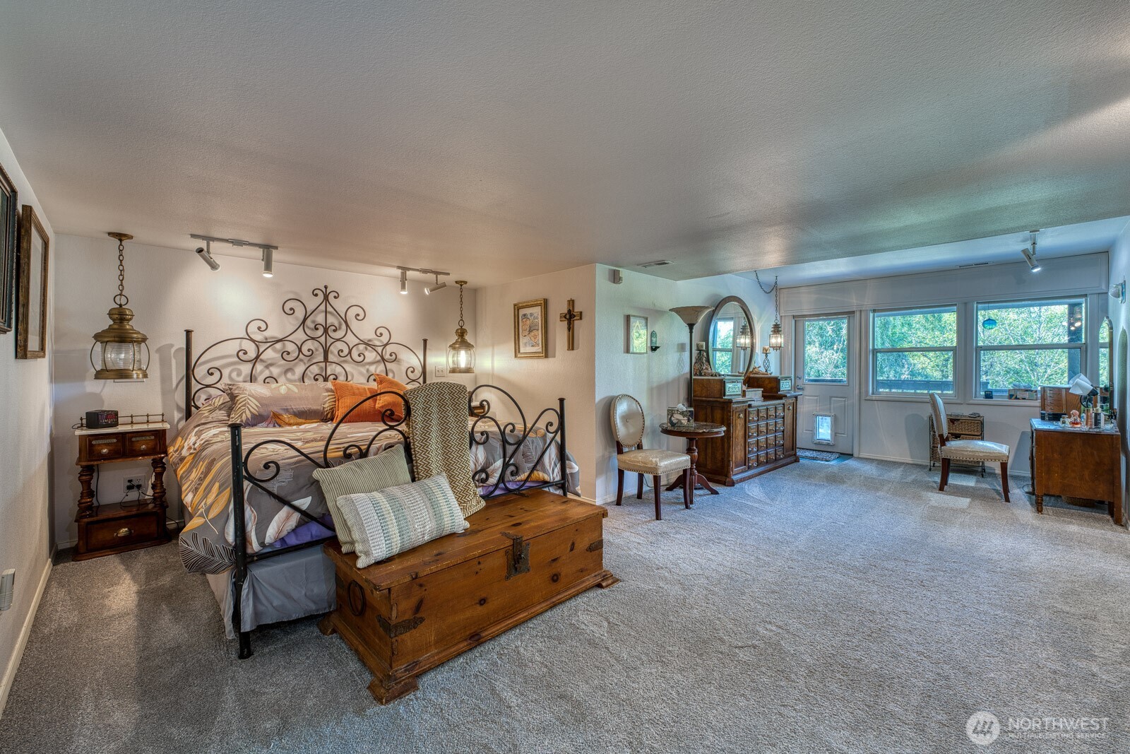 1308 11th Street Pl SW