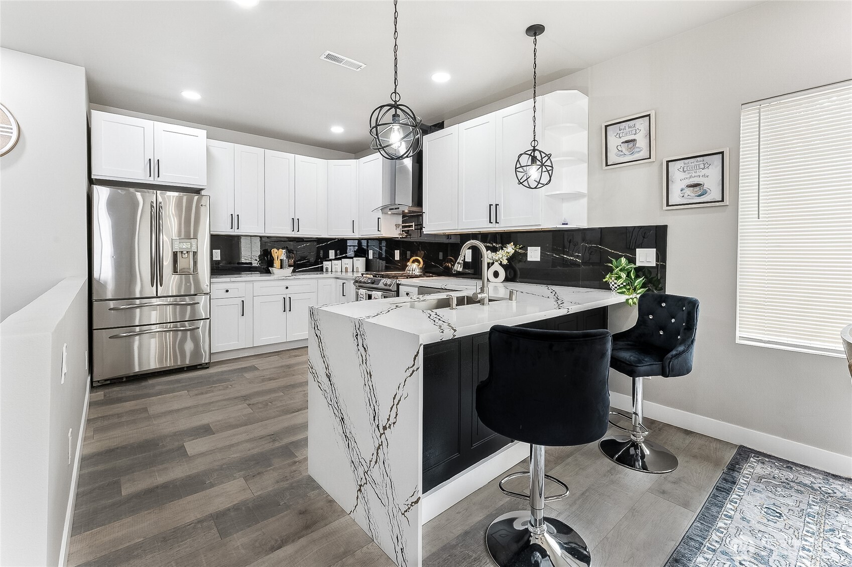 9821 Veterans Drive SW