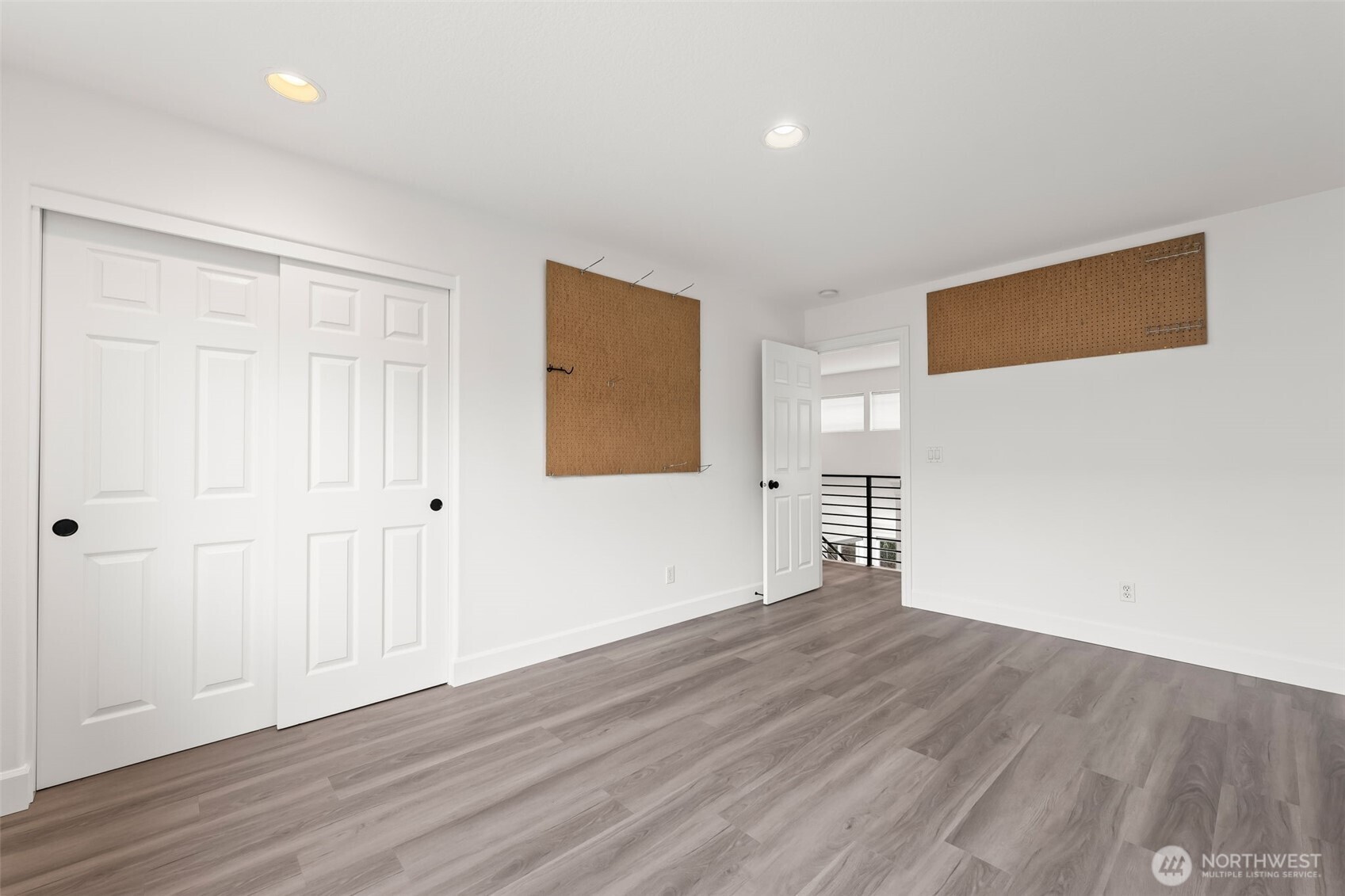 901 N Magnolia