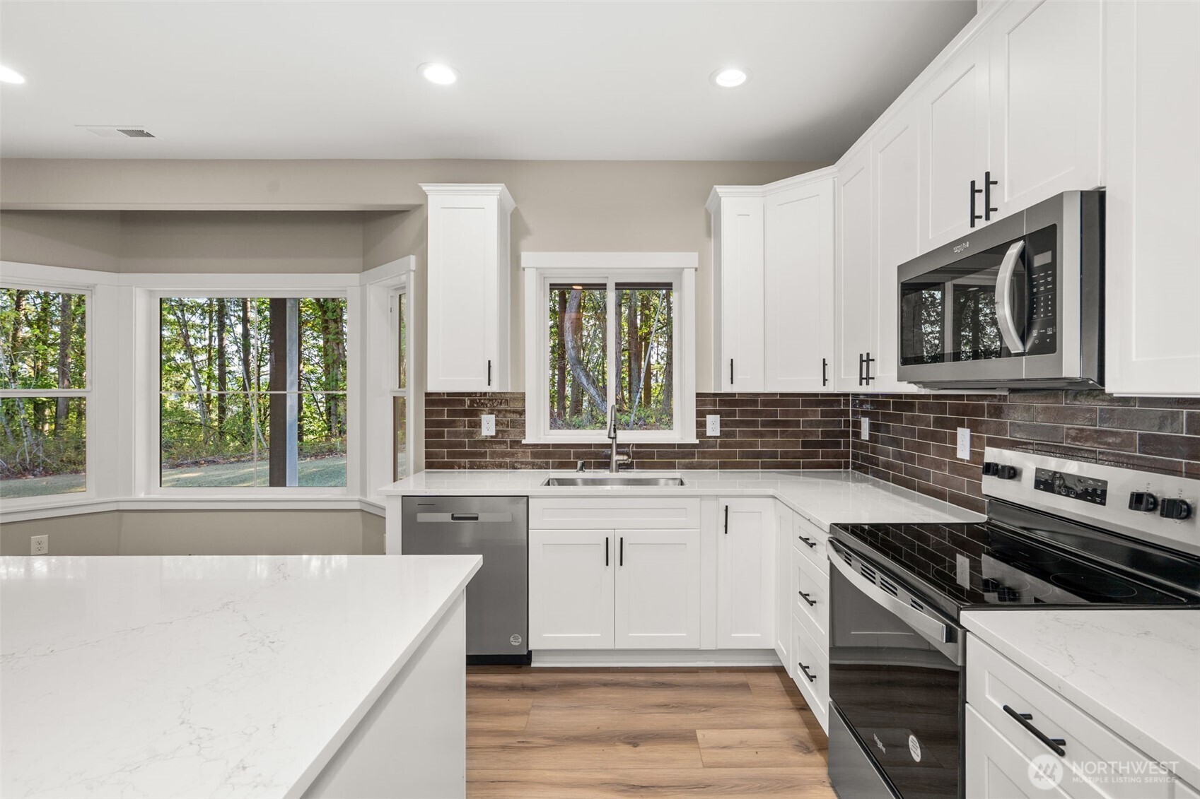 14038 Rainier View Lane SE