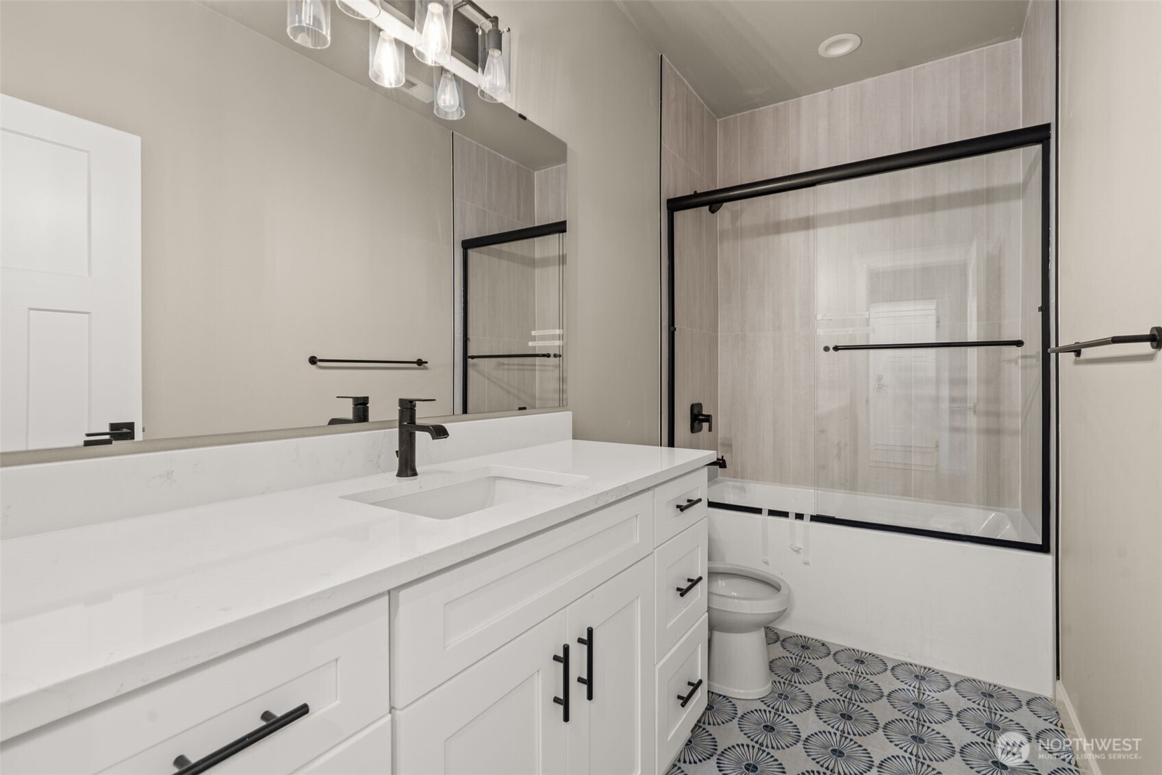 14038 Rainier View Lane SE