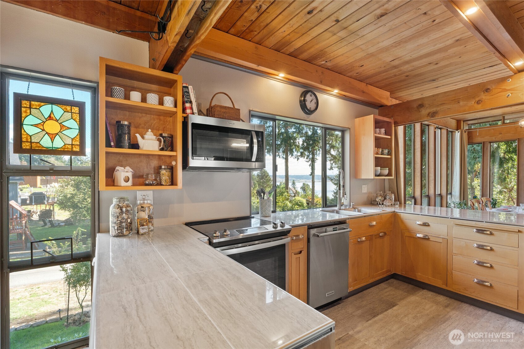 1130 Queets Drive