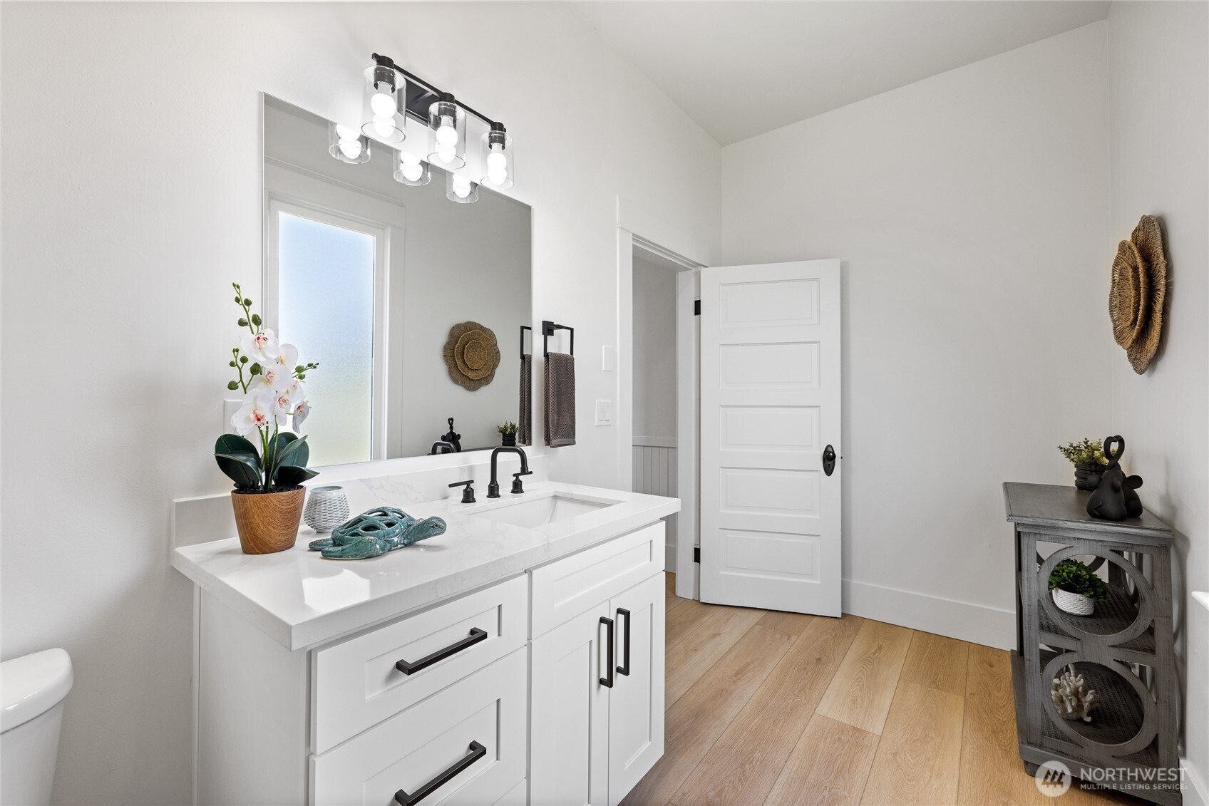 511 E Harrison Street