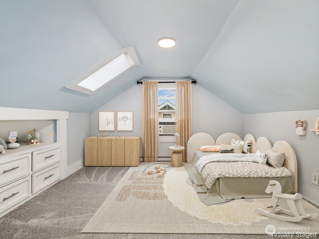 709 N Puget Sound Avenue