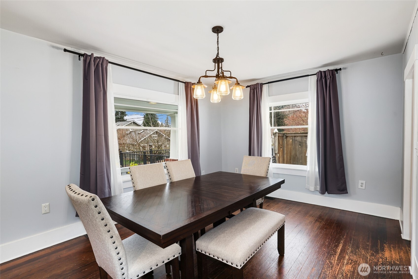 709 N Puget Sound Avenue