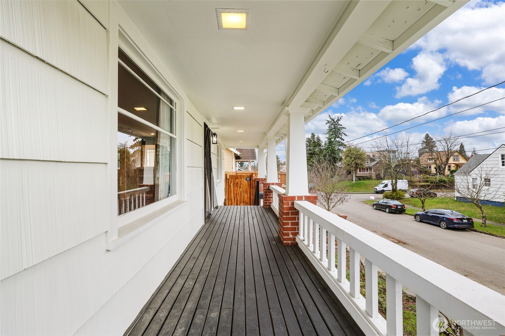 709 N Puget Sound Avenue