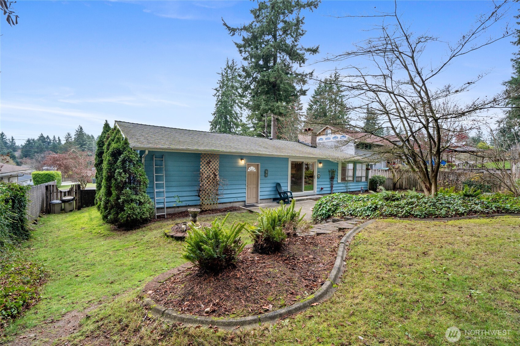 10916 Lundstrom Drive SW