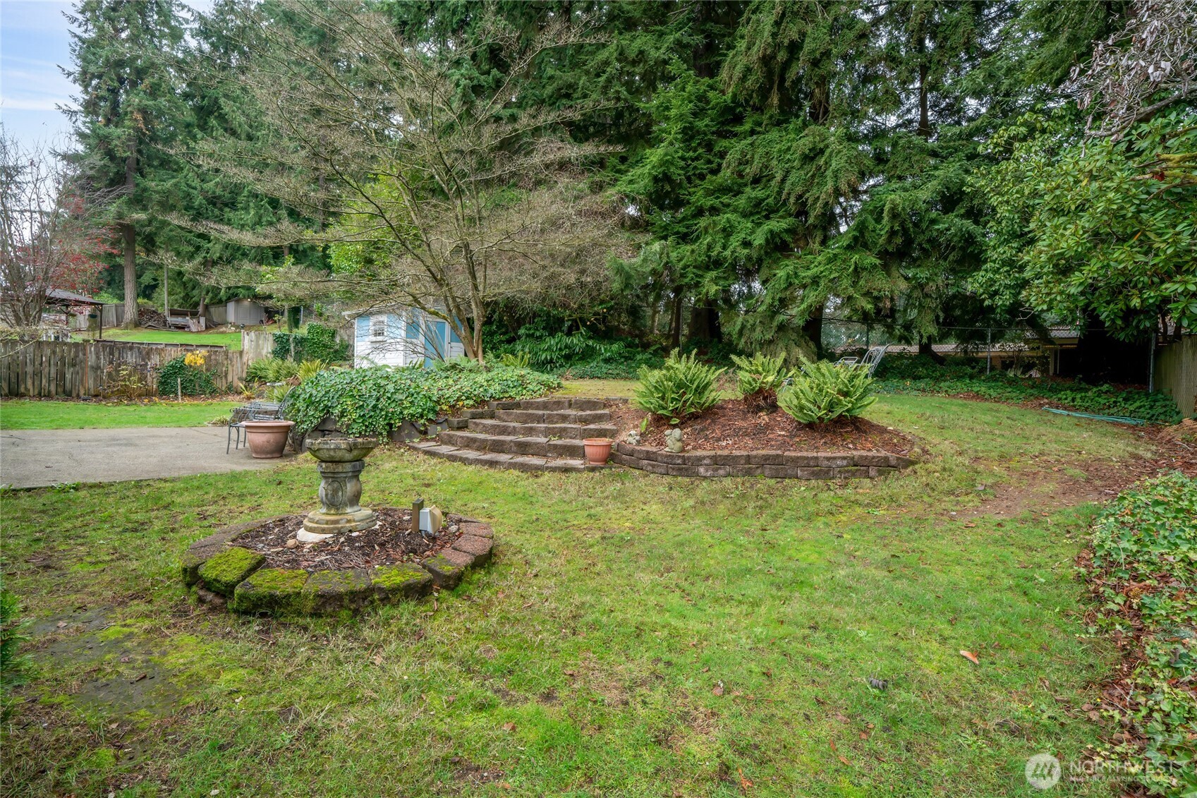 10916 Lundstrom Drive SW