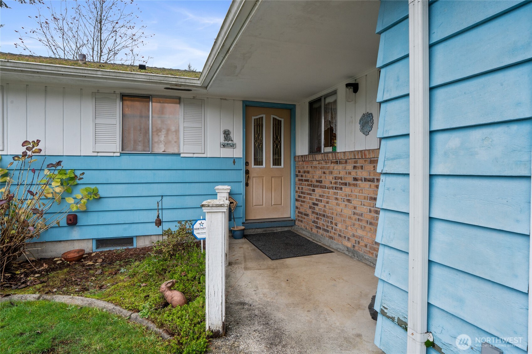 10916 Lundstrom Drive SW