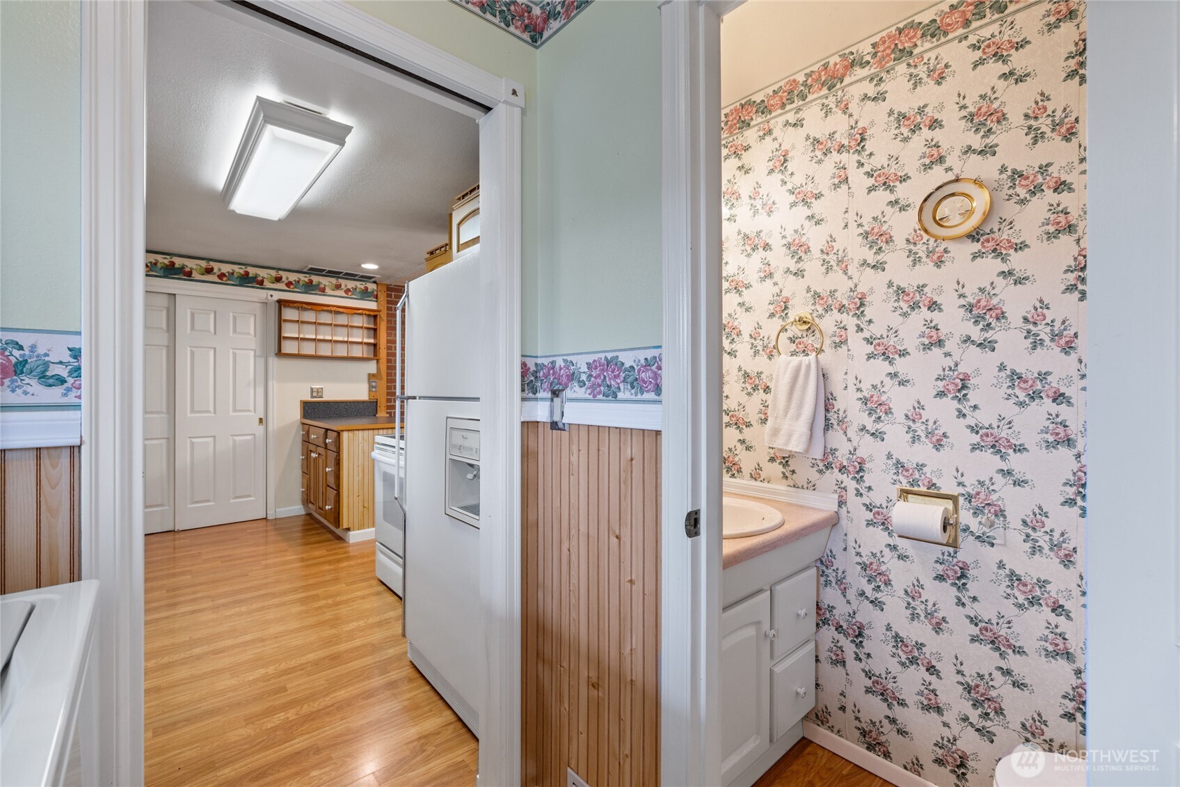 10916 Lundstrom Drive SW