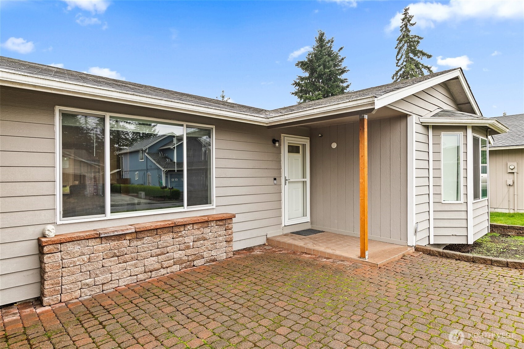 13713 2nd Avenue Ct E