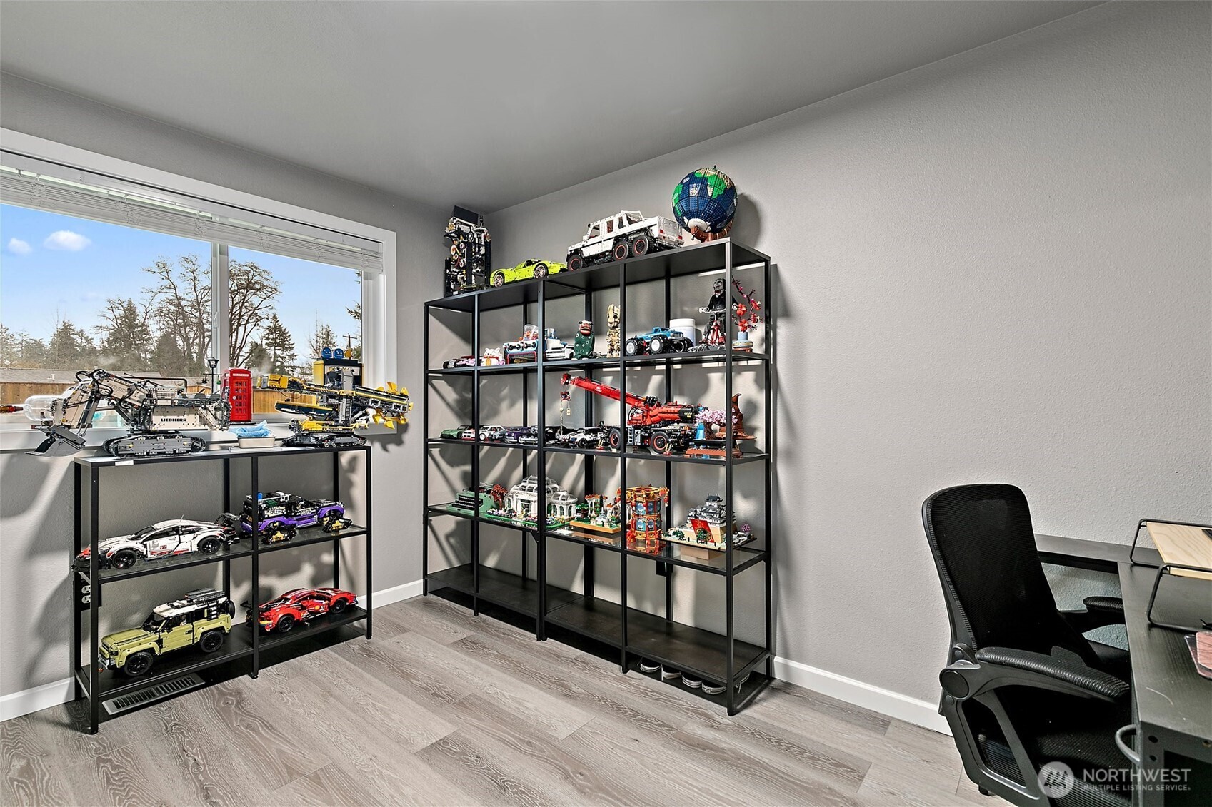 13713 2nd Avenue Ct E