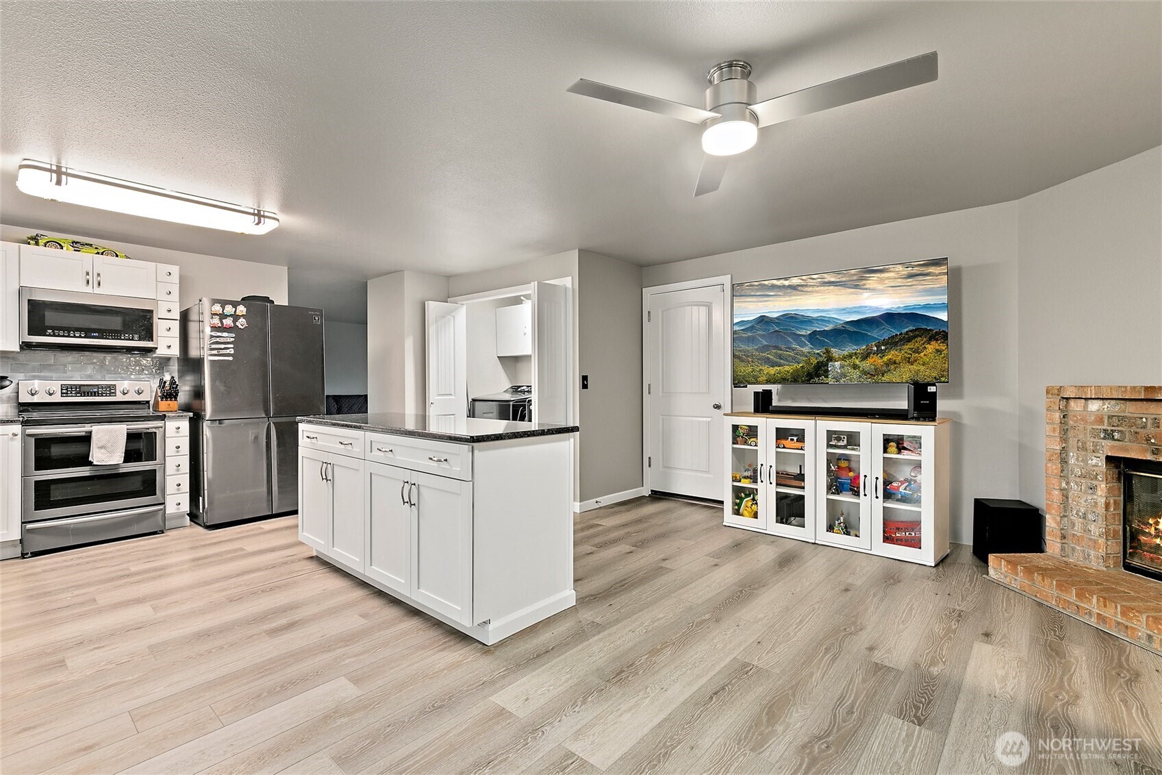 13713 2nd Avenue Ct E