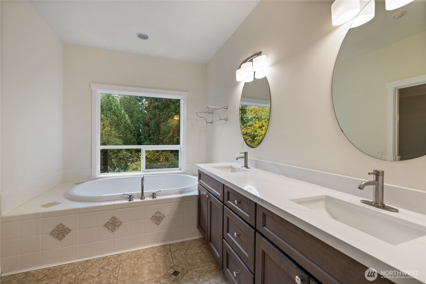 12106 109th Street NW