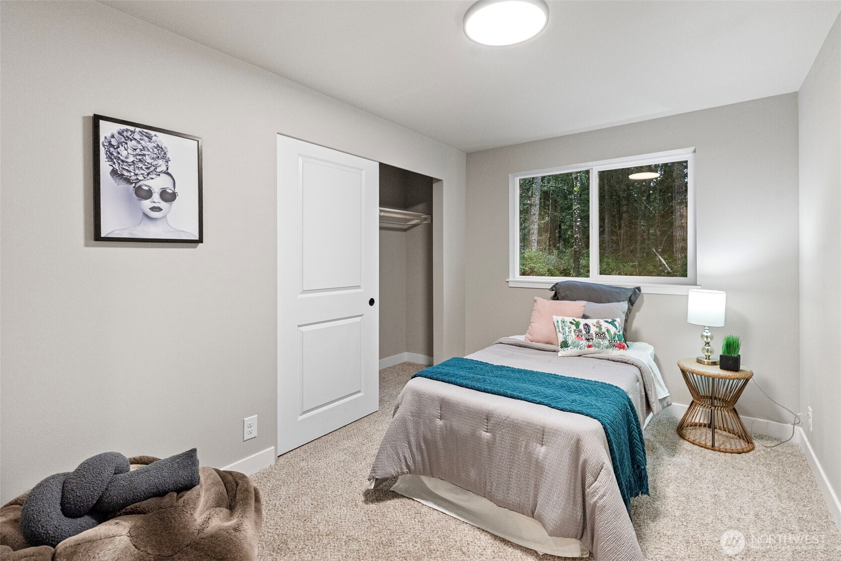 9921 148th Avenue NW