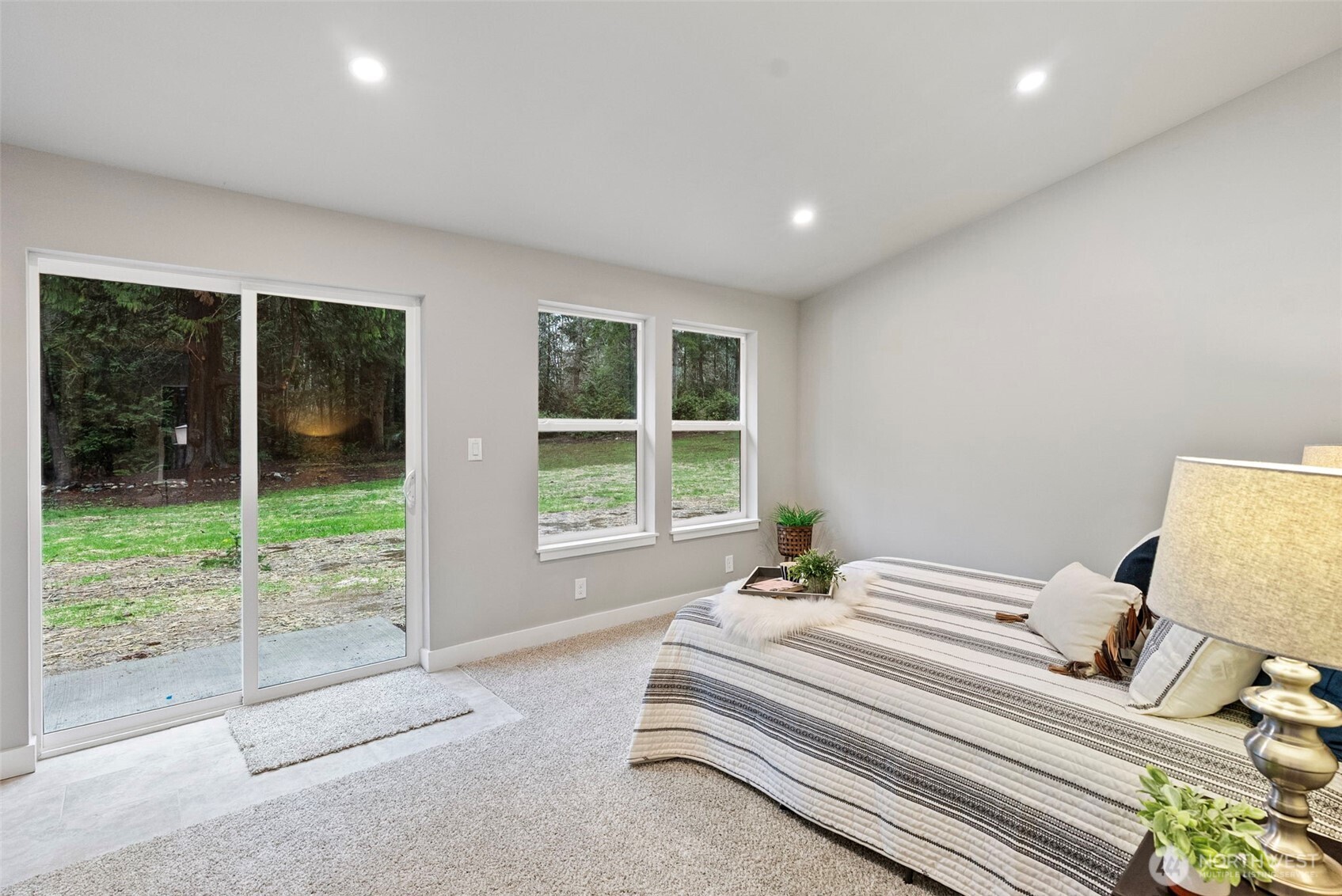 9921 148th Avenue NW