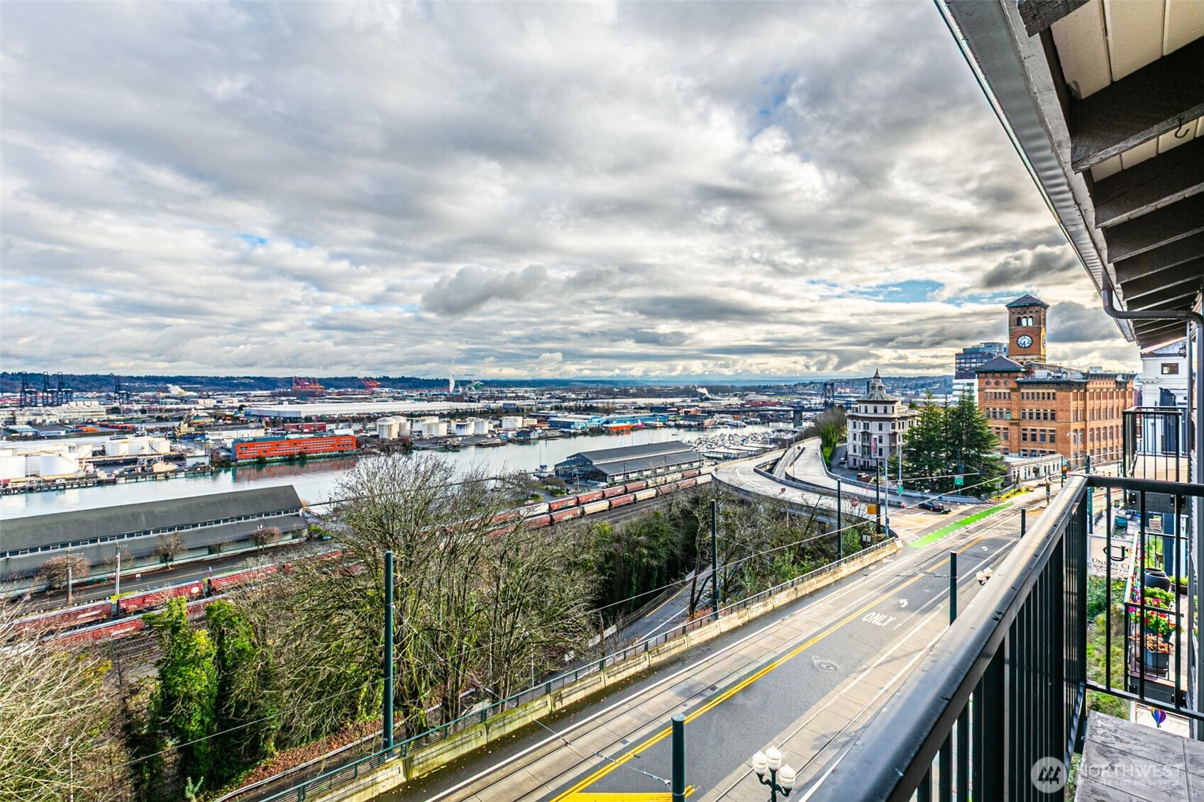 525 Broadway Unit: 408