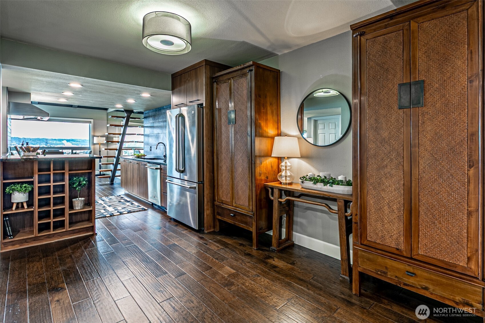 525 Broadway Unit: 408