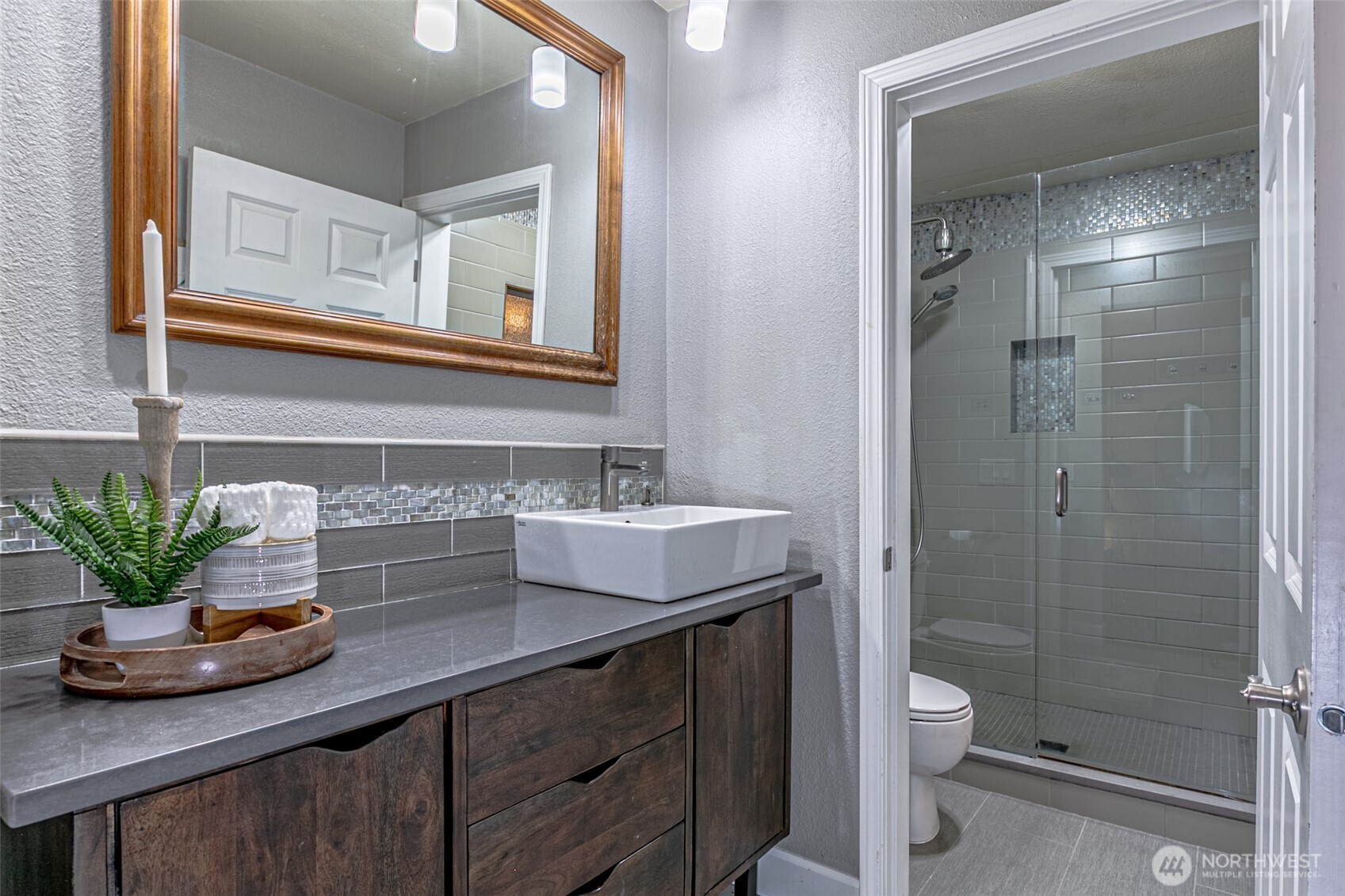 525 Broadway Unit: 408