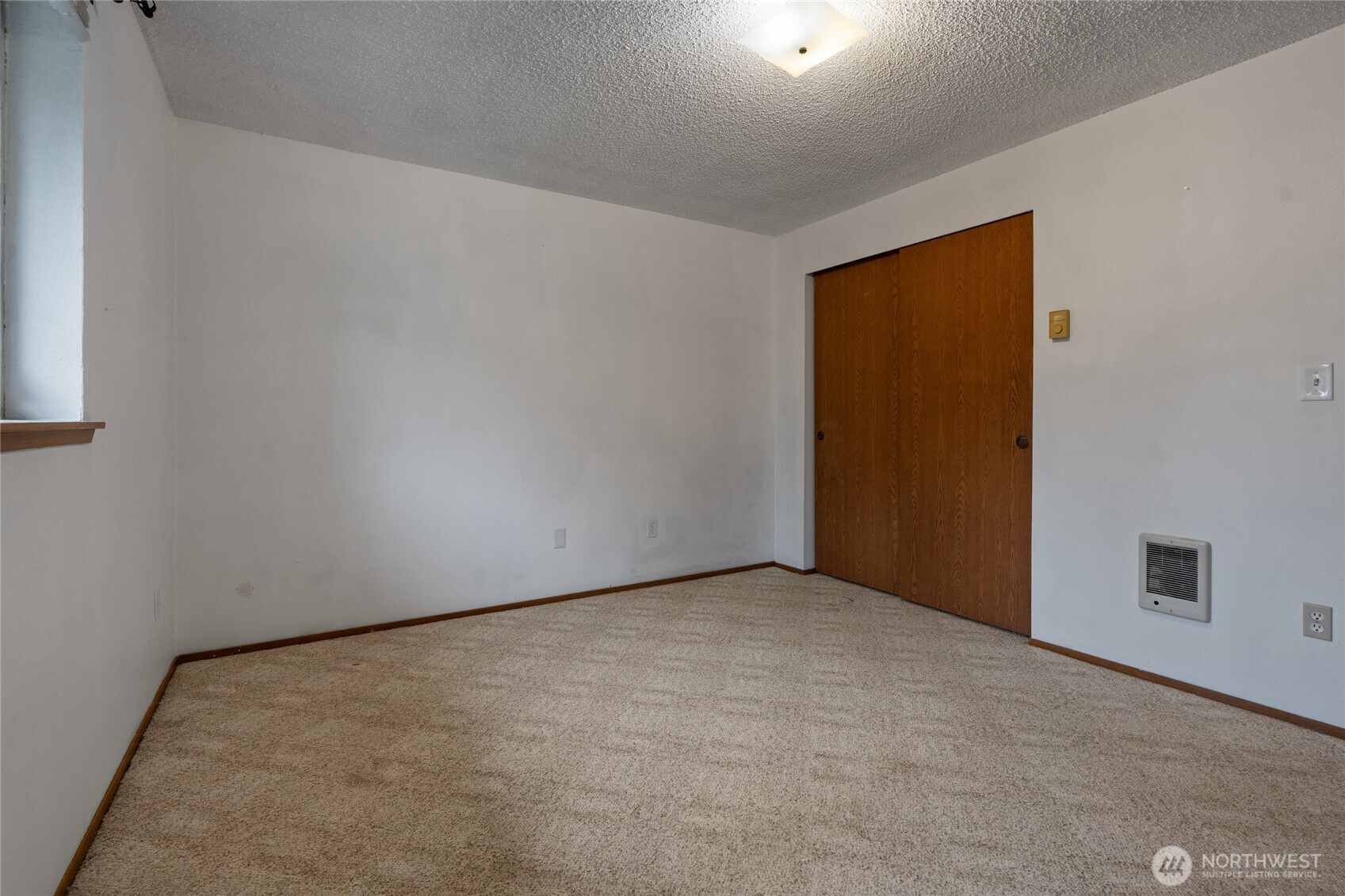 1113 1111 159th St Court E