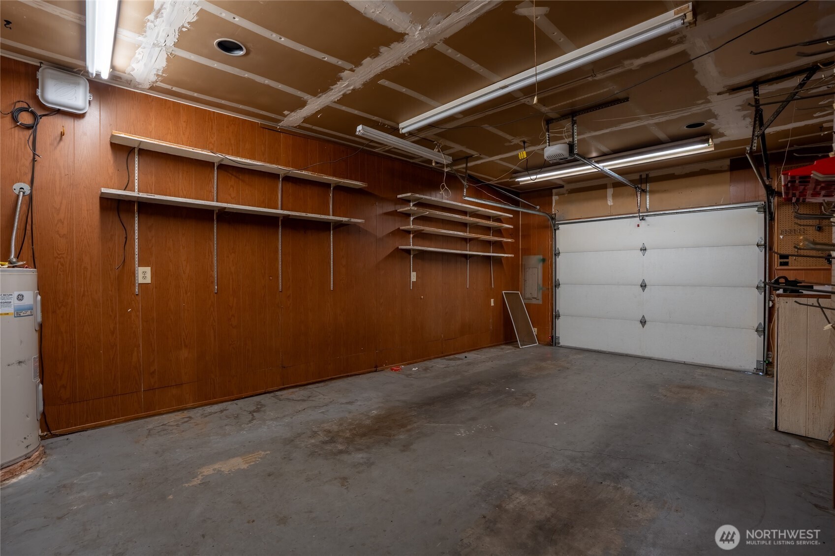 1113 1111 159th St Court E