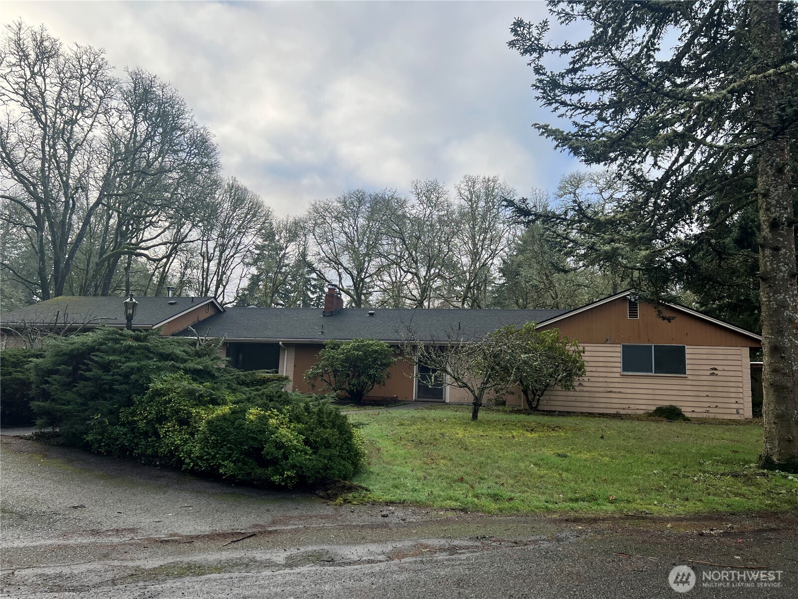 12702 Ave Du Bois SW