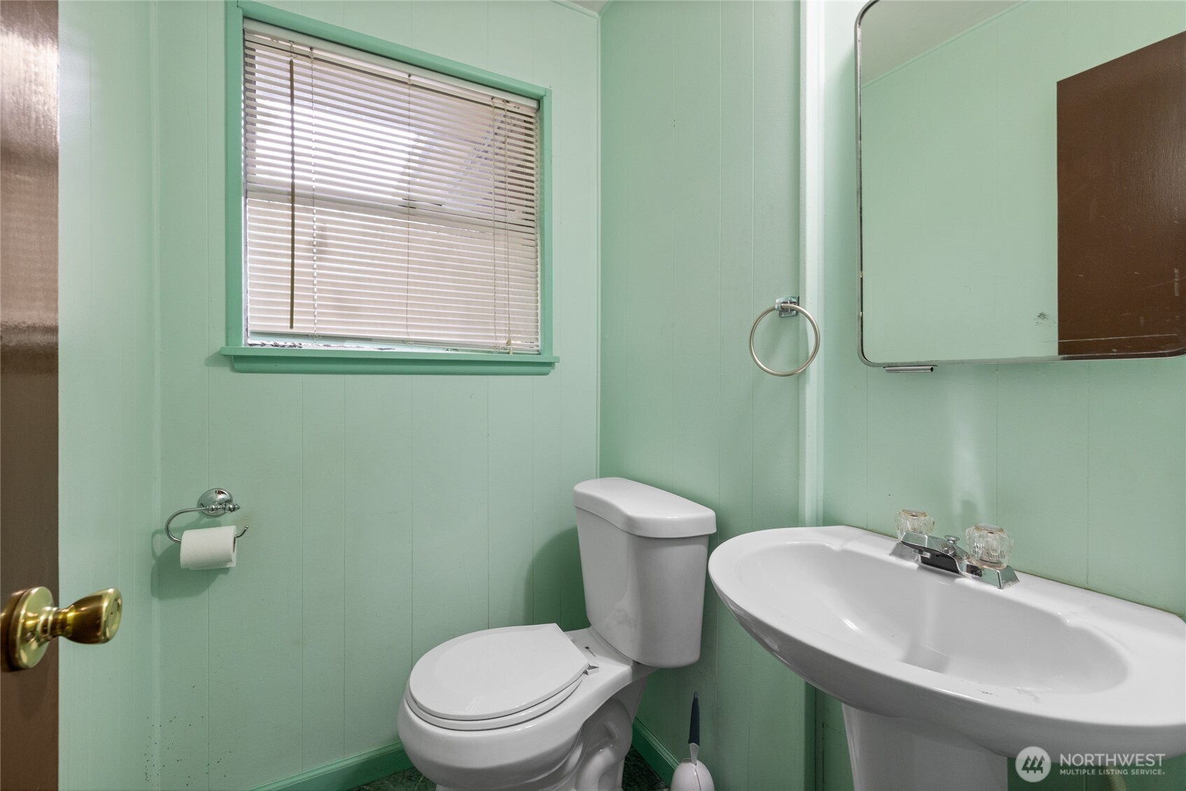 3116 Crystal Springs Road W