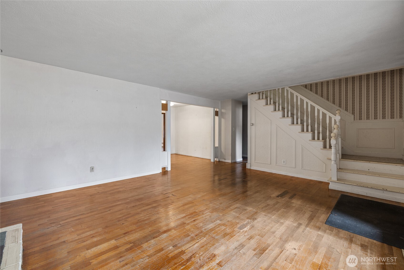 3116 Crystal Springs Road W