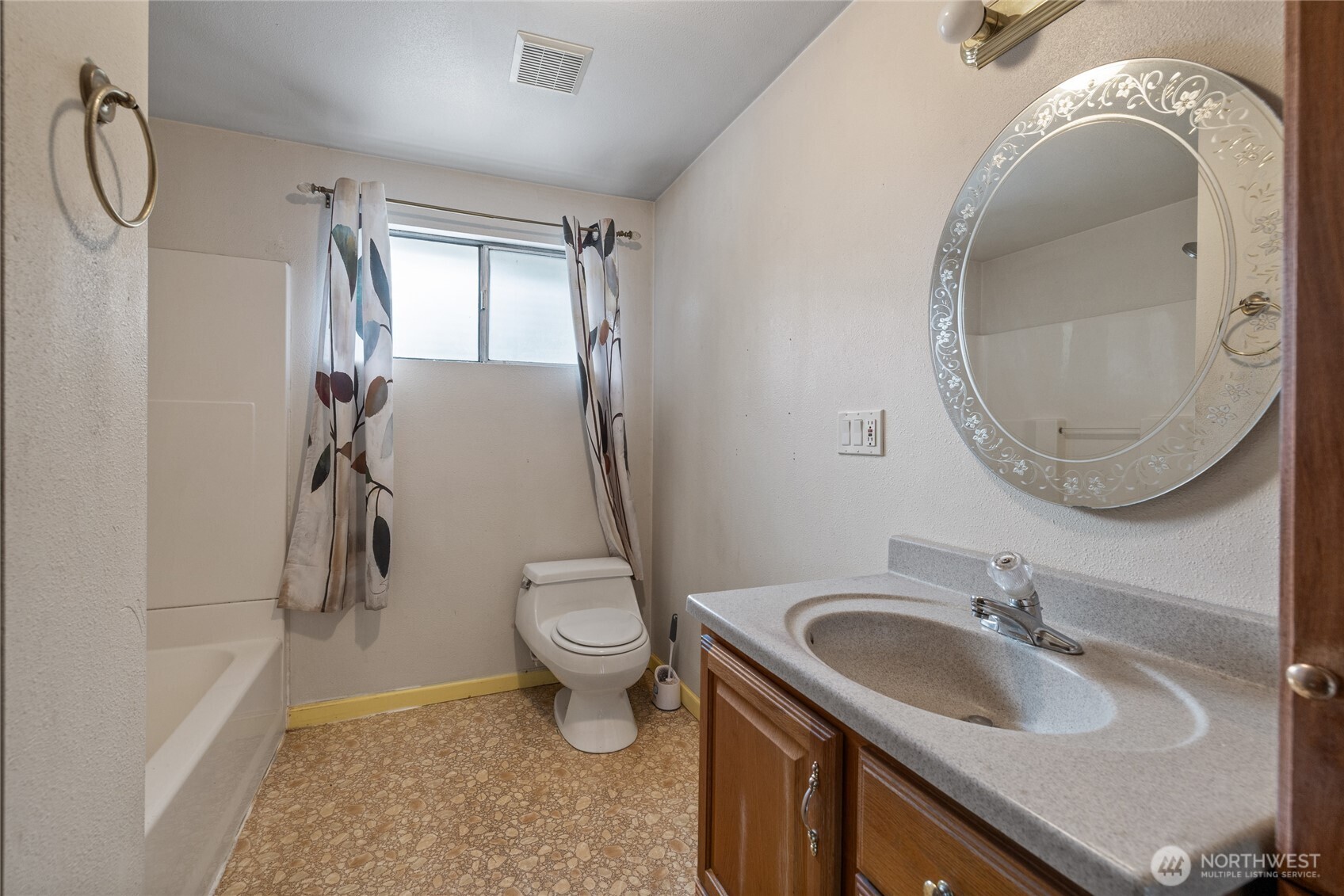 3116 Crystal Springs Road W