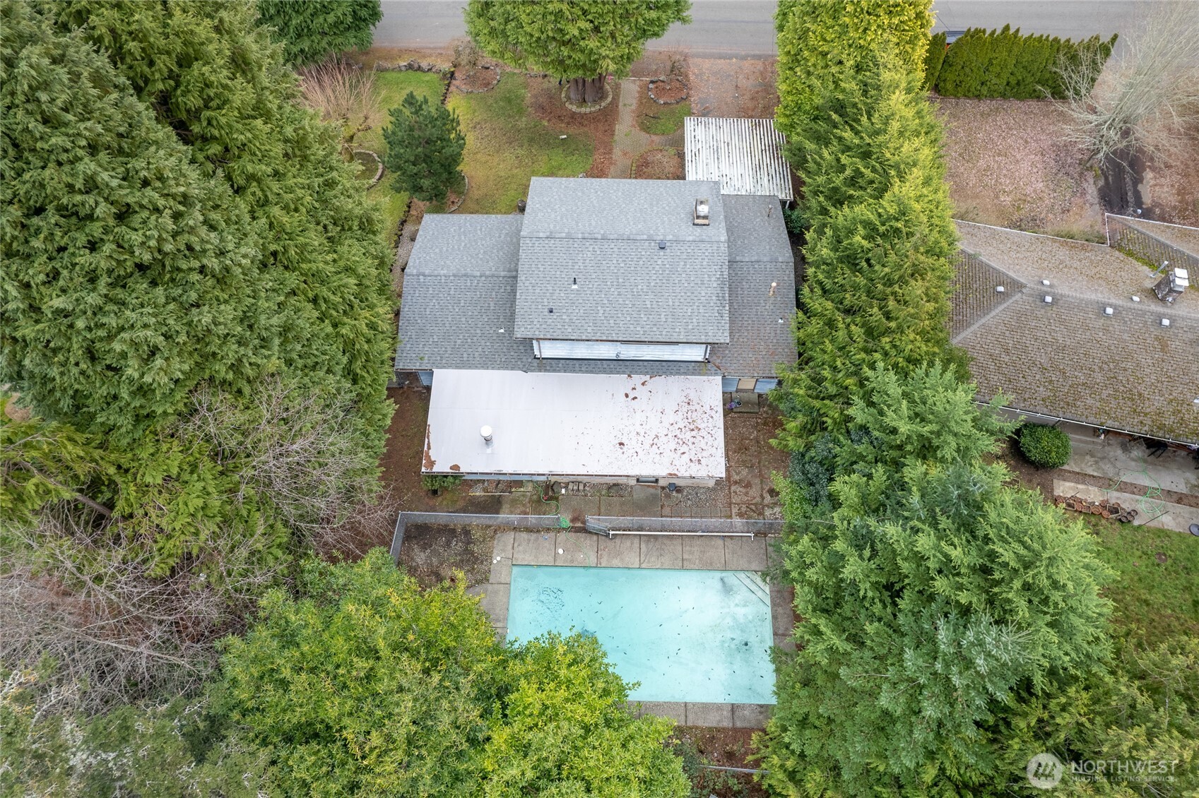 3116 Crystal Springs Road W