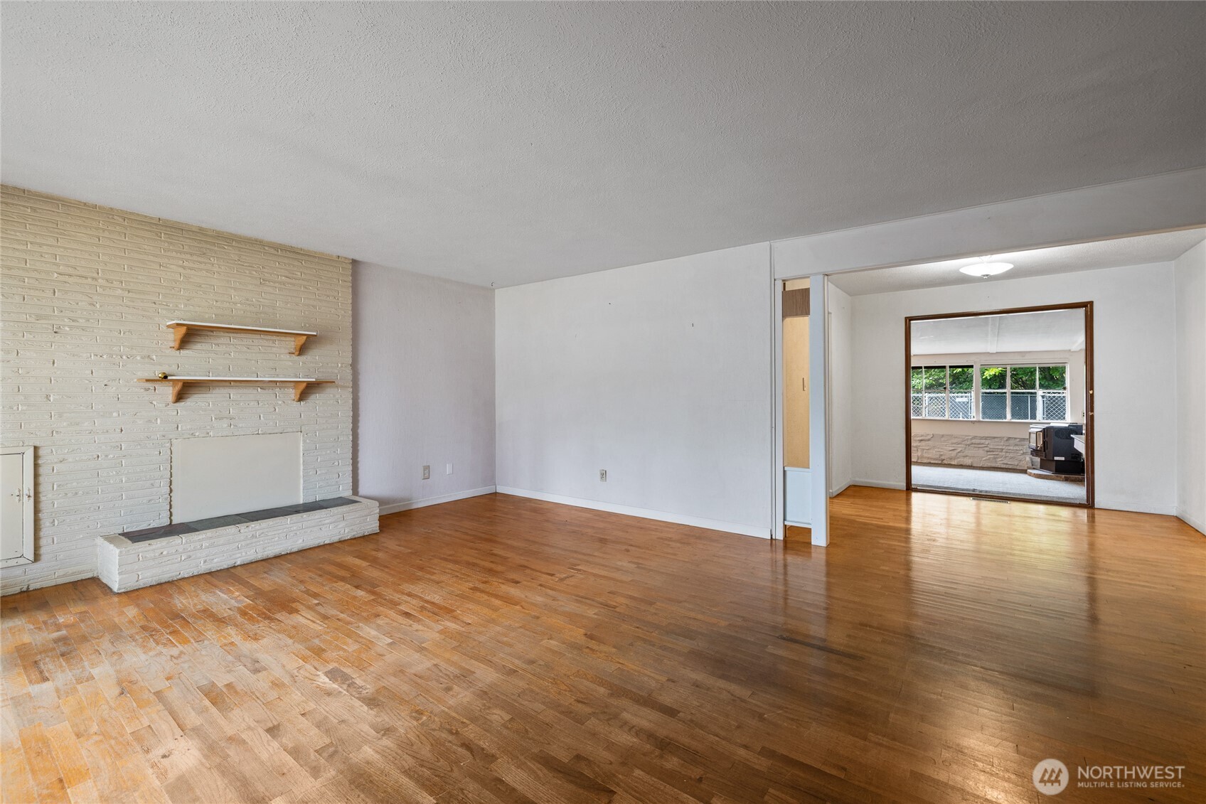 3116 Crystal Springs Road W