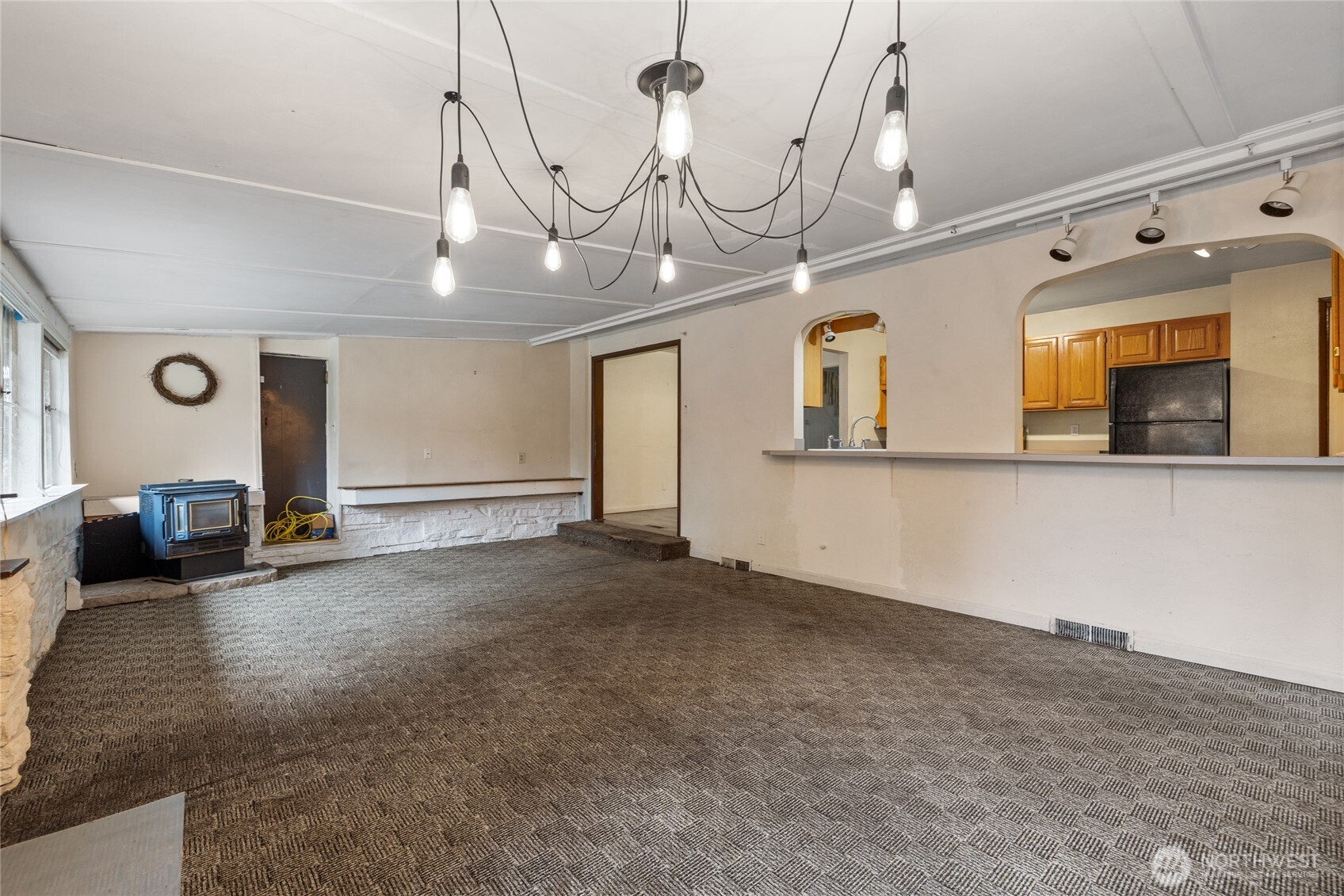 3116 Crystal Springs Road W