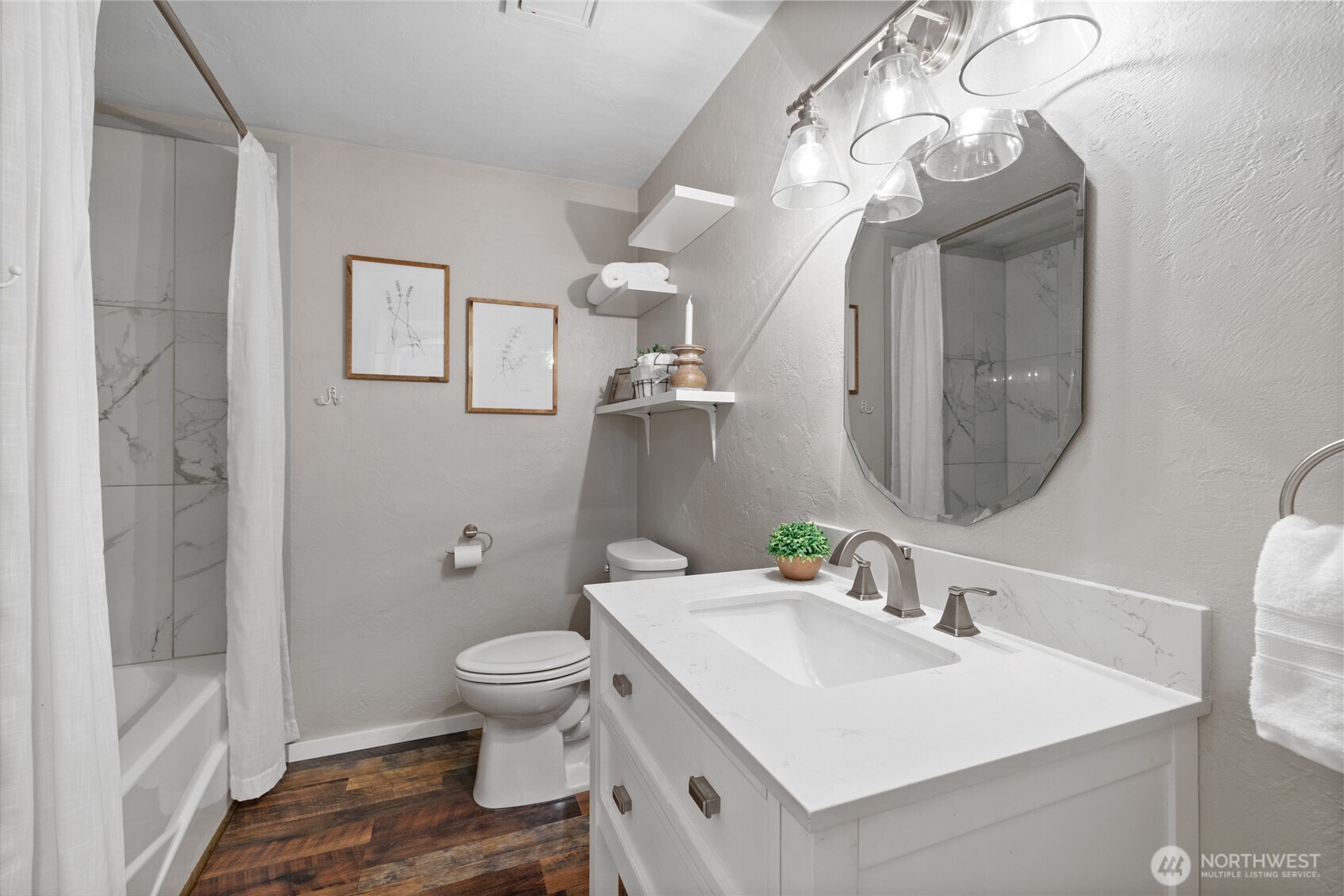 4705 Yorkshire Drive SE