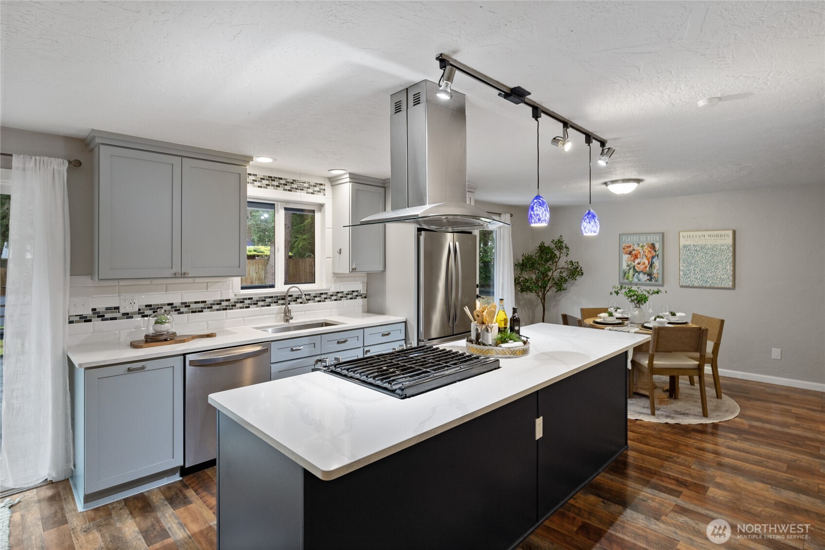 4705 Yorkshire Drive SE