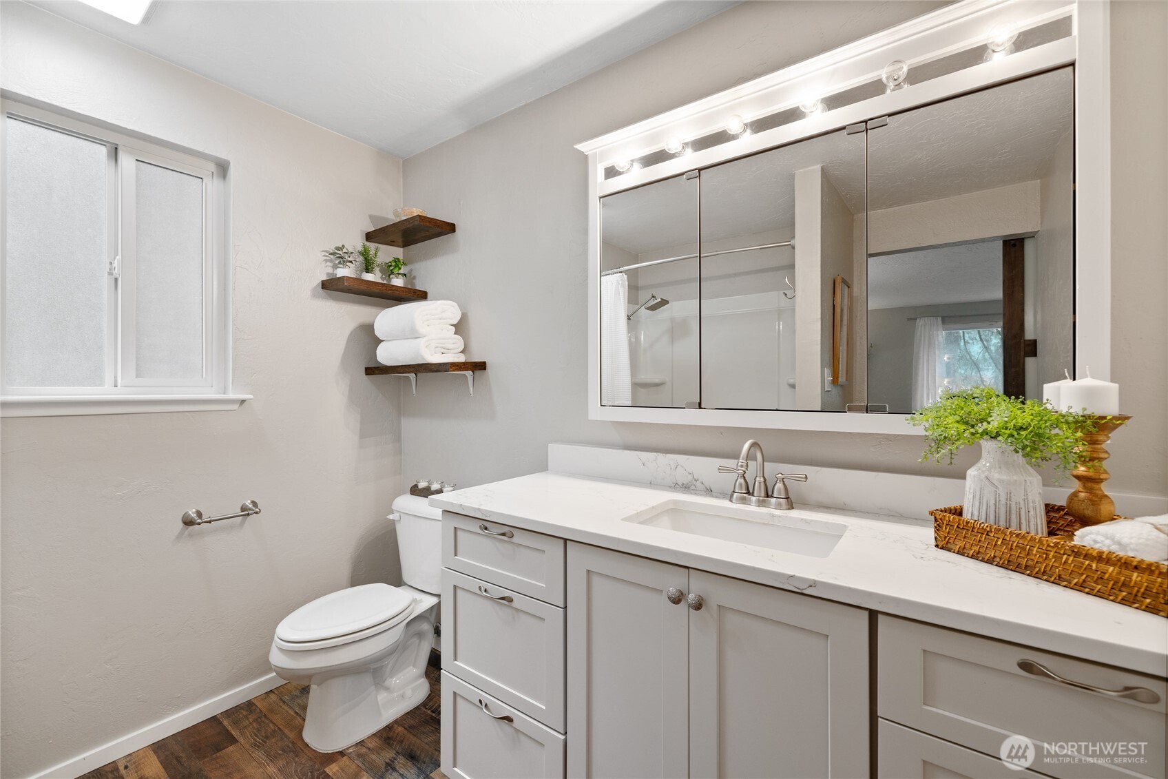 4705 Yorkshire Drive SE