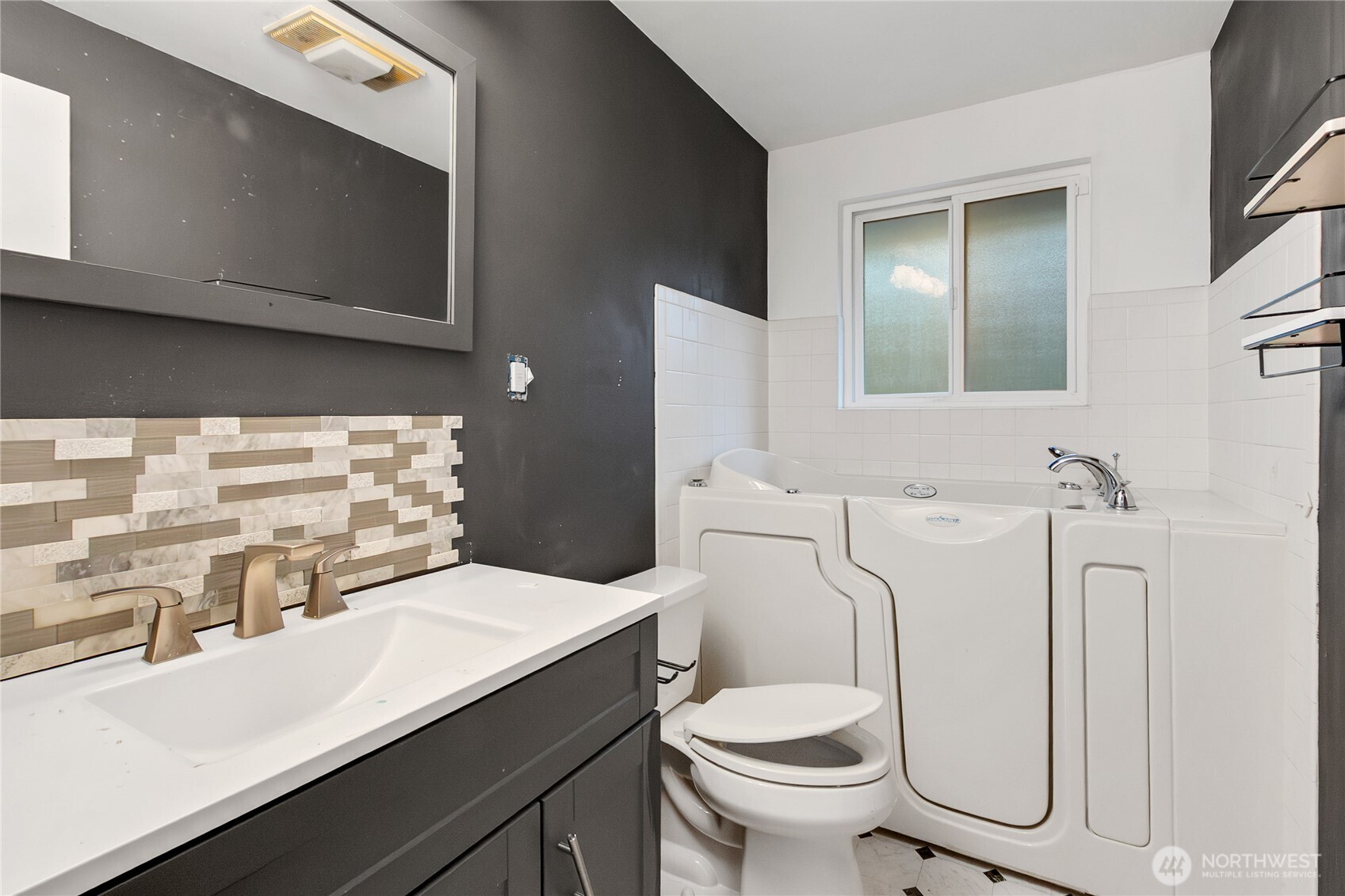 8214 Woodbourne Drive SW