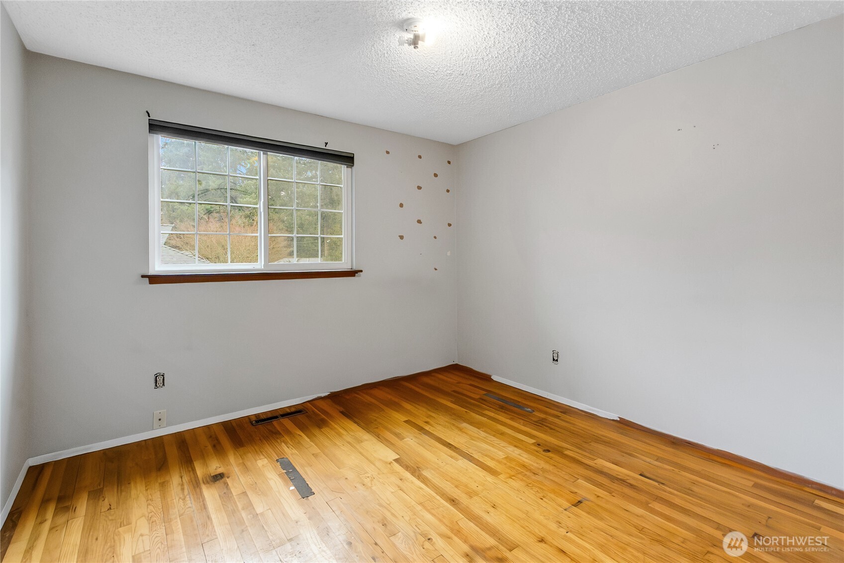 8214 Woodbourne Drive SW