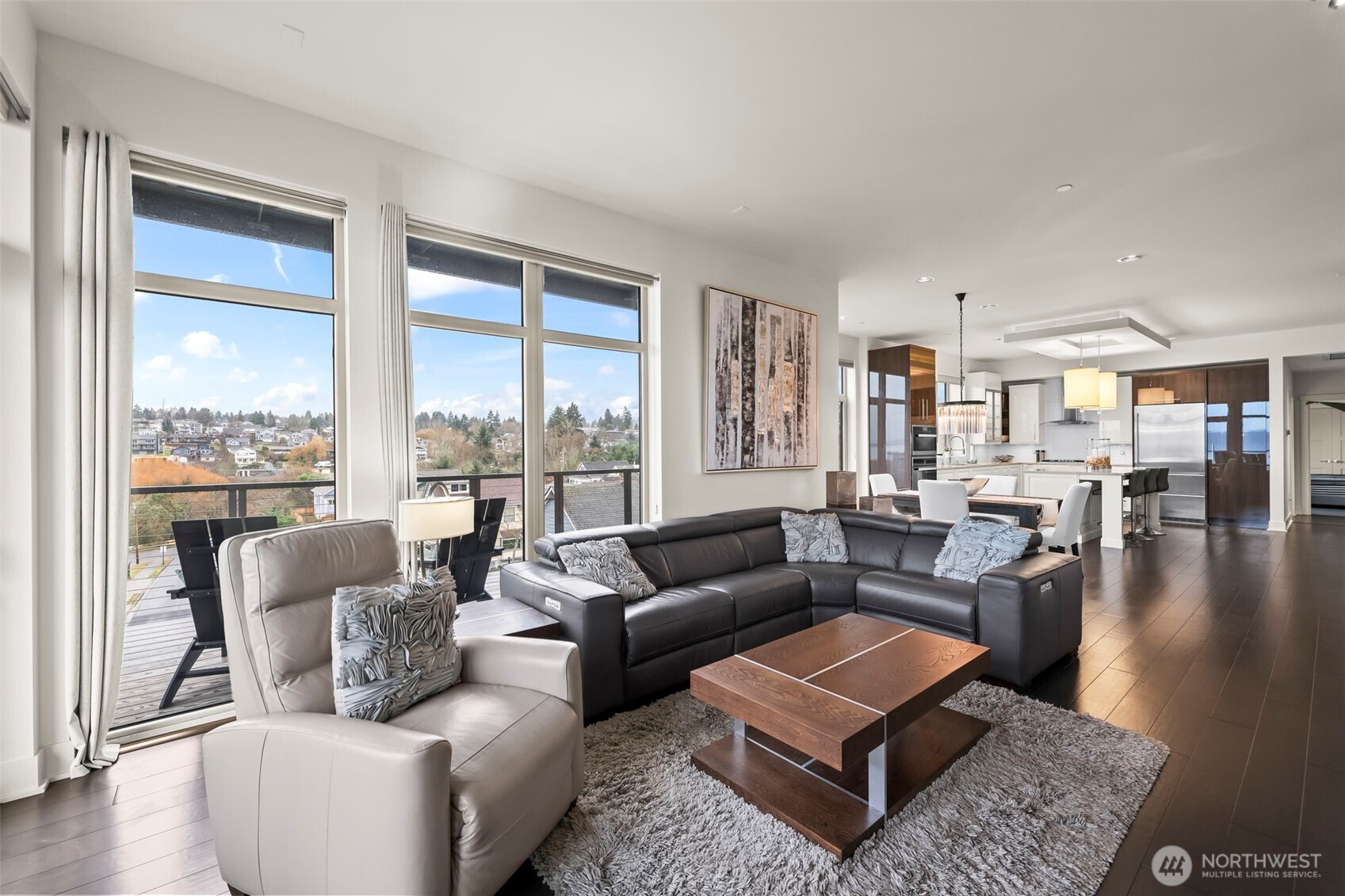 5204 N Bennett Street Unit: 411