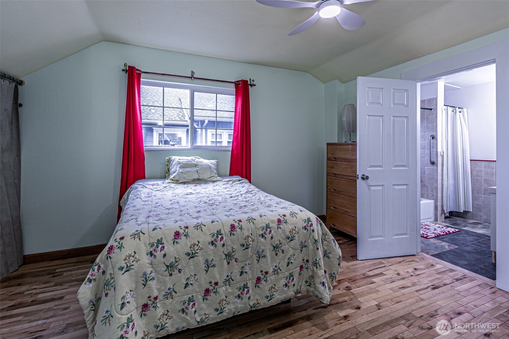 6225 S Puget Sound Avenue