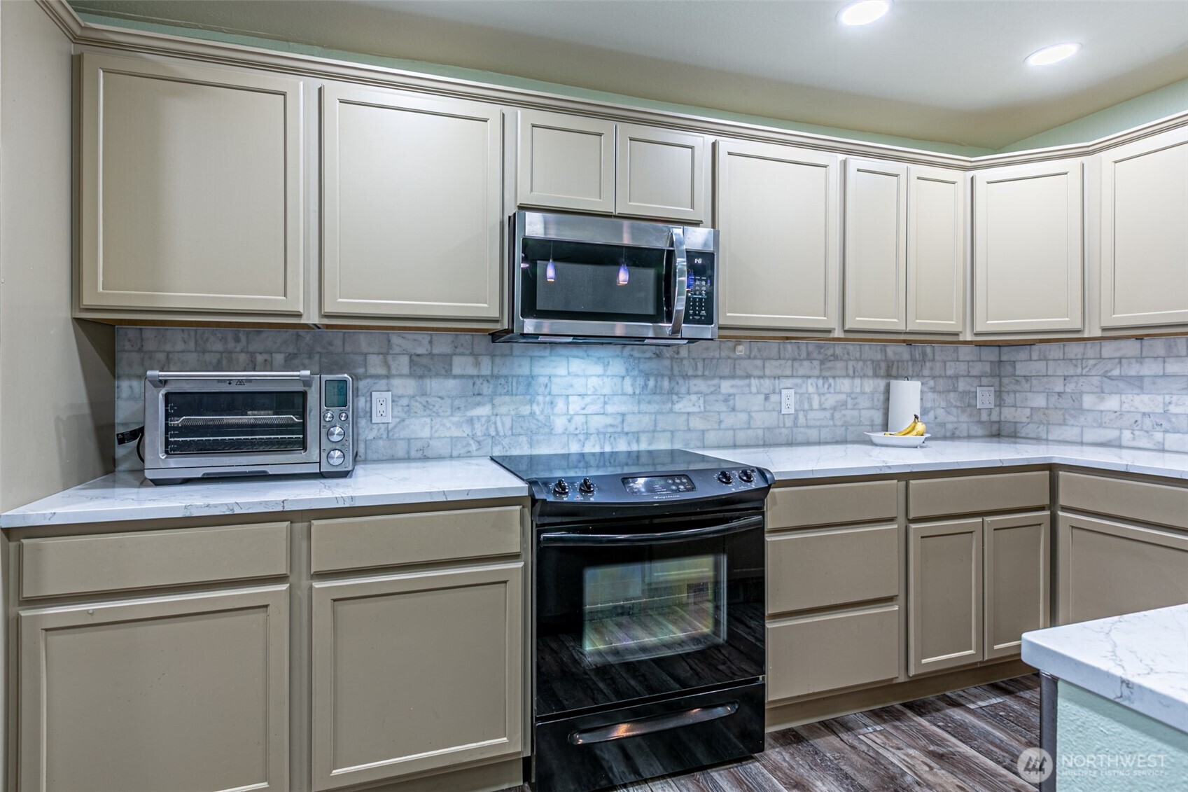 6225 S Puget Sound Avenue