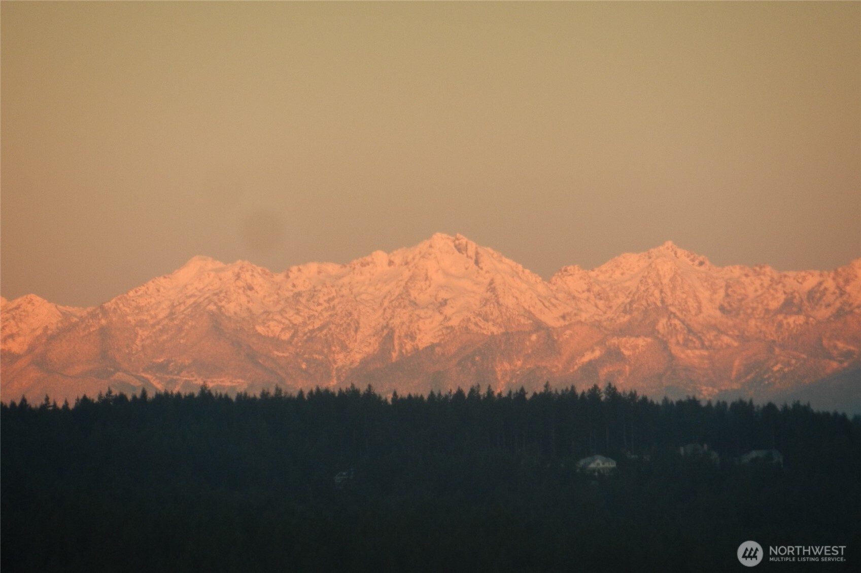 4042 Soundview Drive W