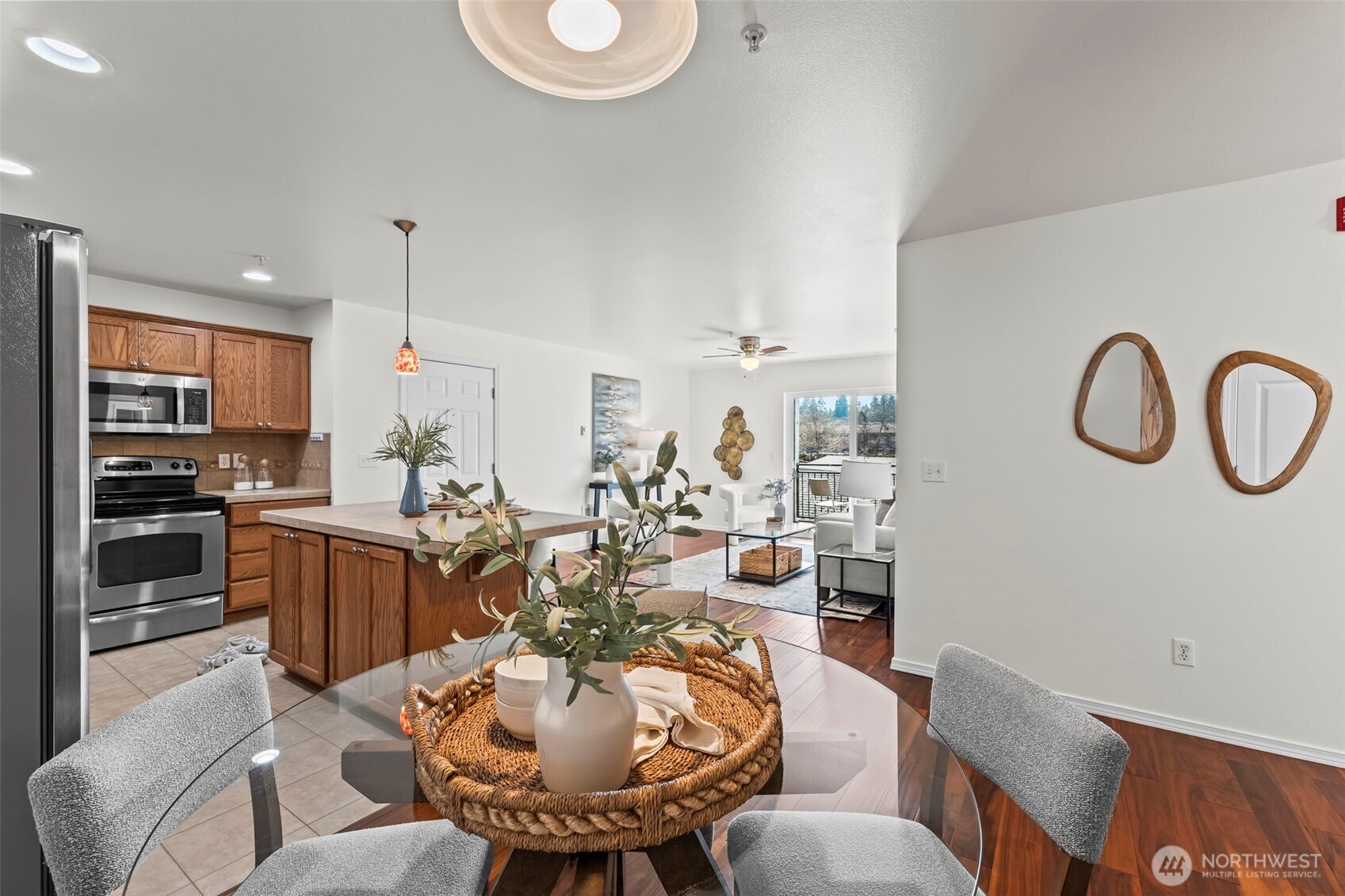 1411 Evergreen Park Drive SW Unit: 201