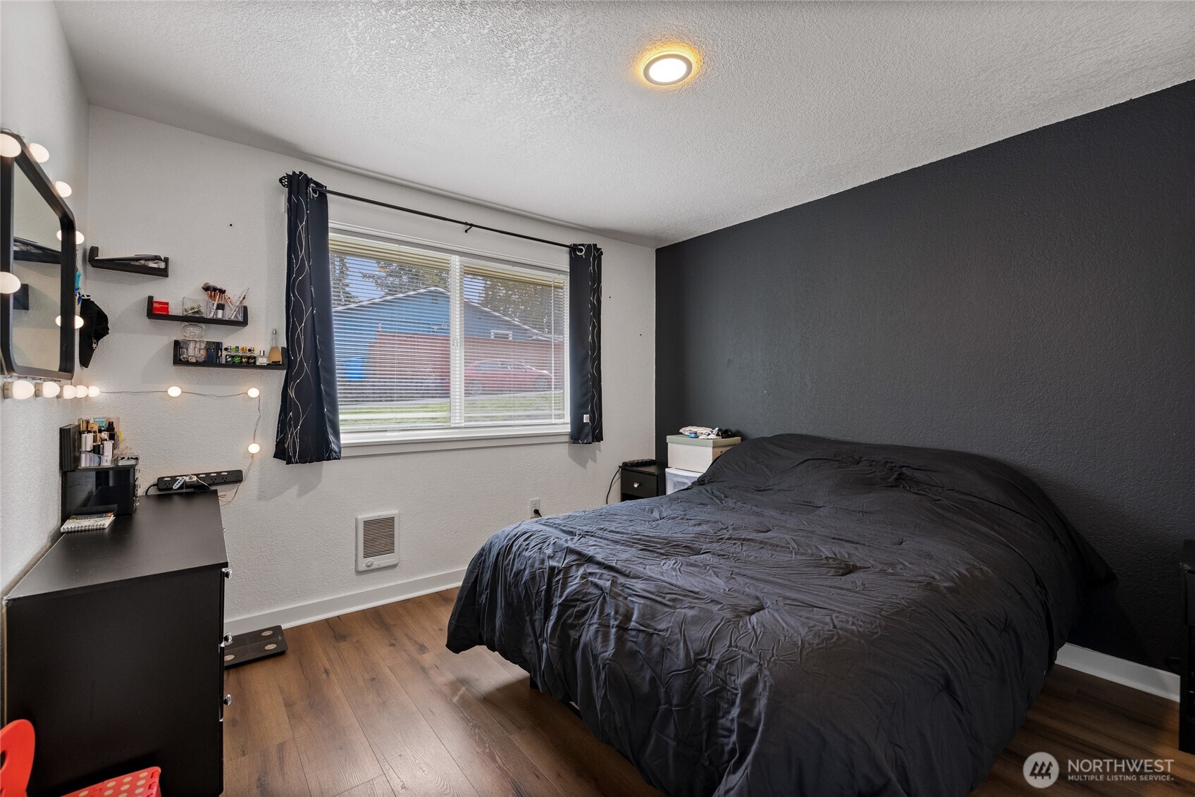 2526 Olympic Boulevard